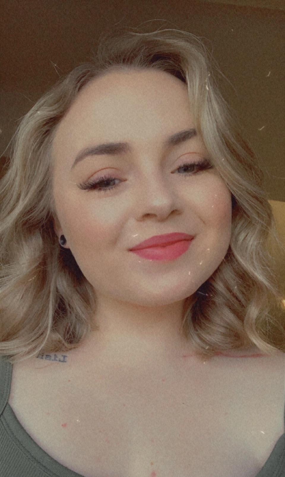 Ashley White profile image