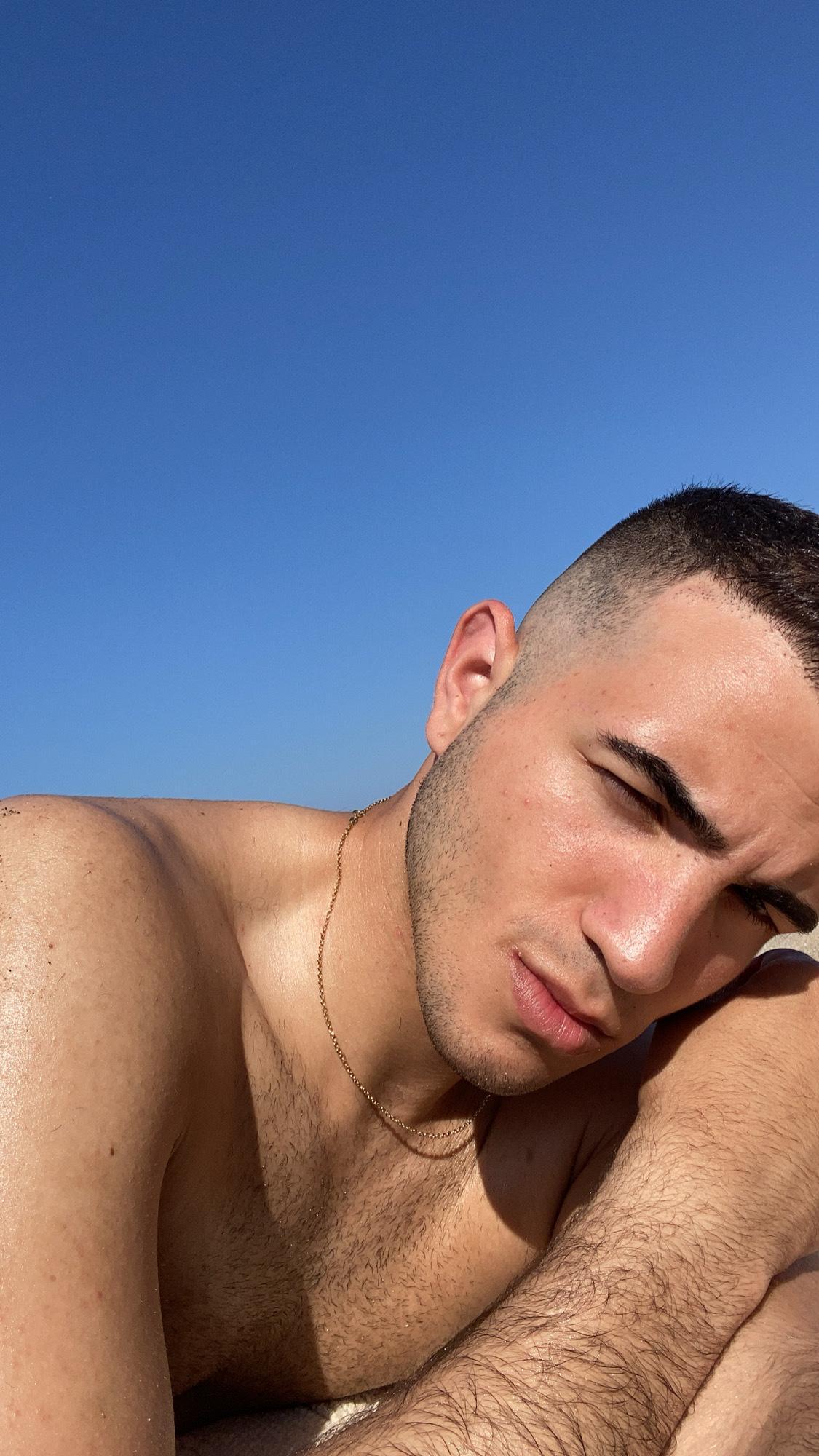 toyboyfxxx profile image