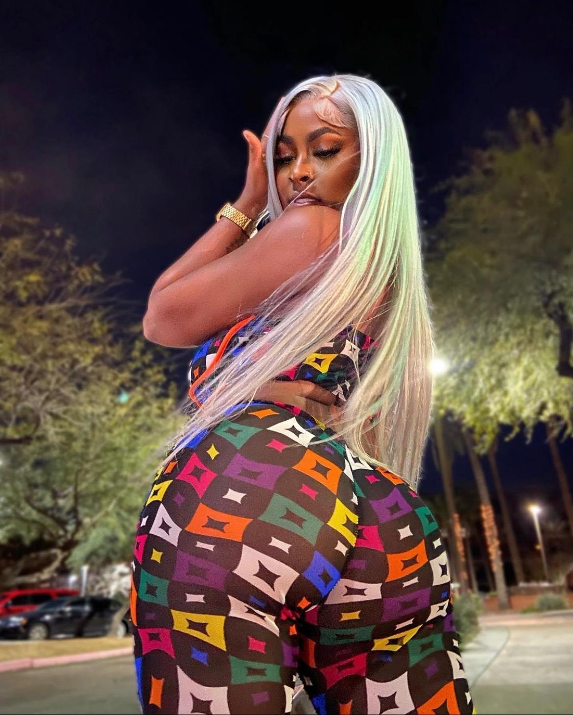 🚨🚨VIP (SinfulCinny2x)🚨🚨 profile image