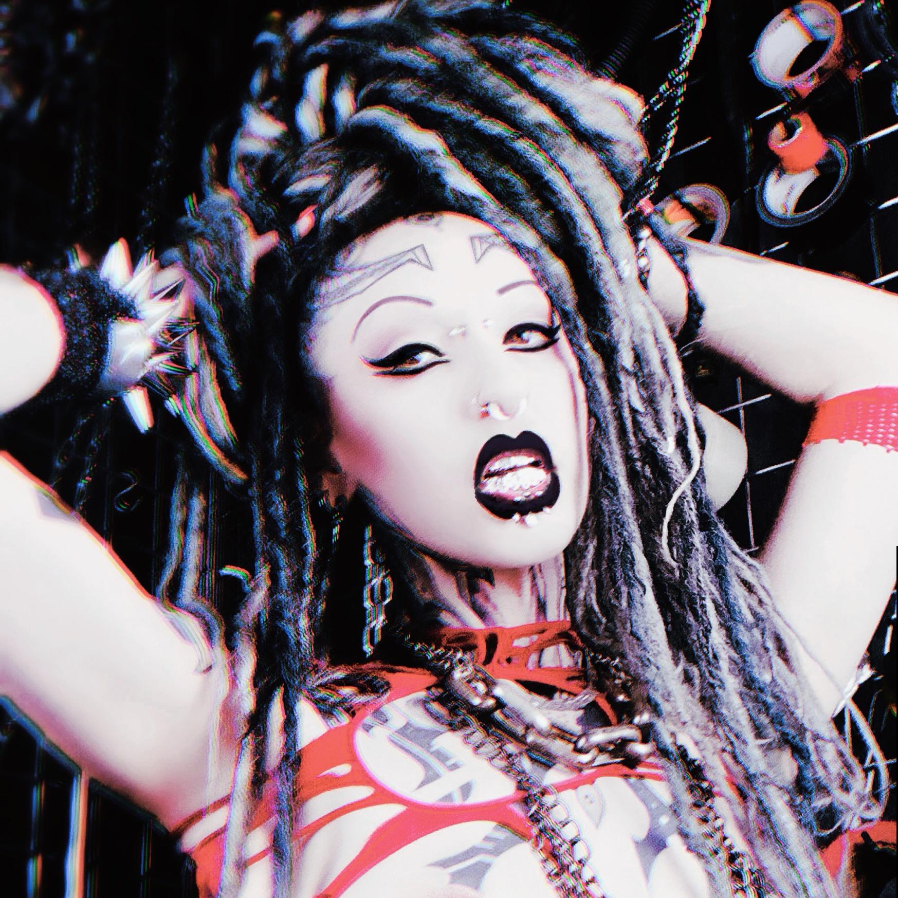 - -- S E R I F I N A -- - profile image