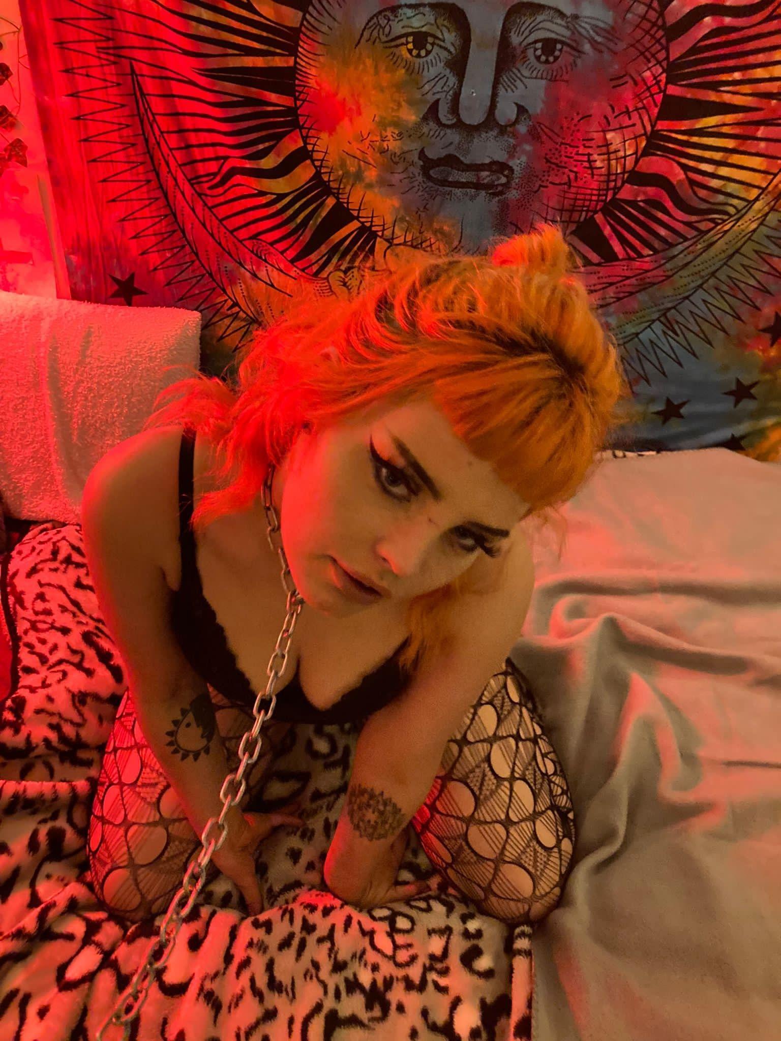 Pixie Rose profile image