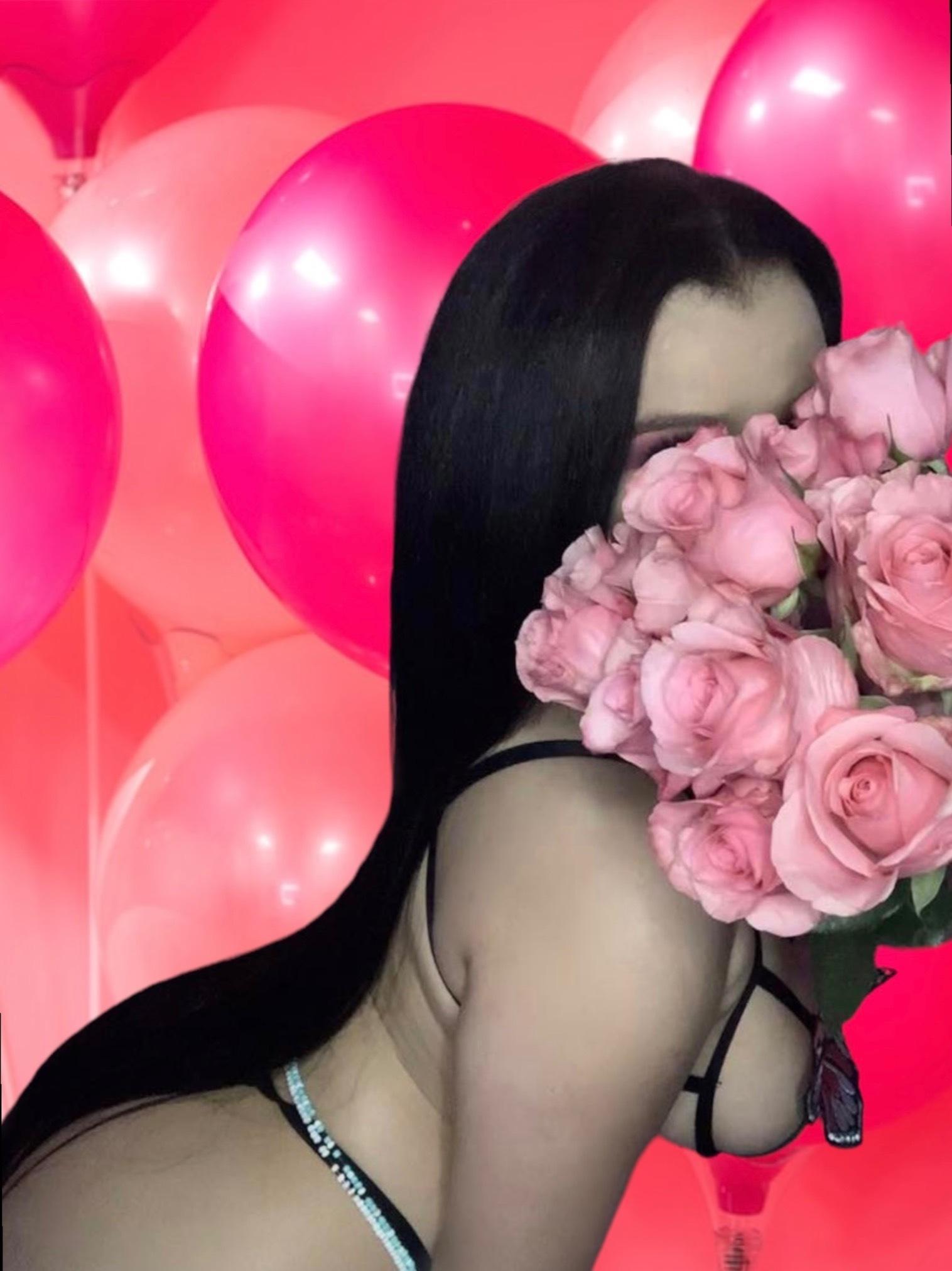 The Life Of The Party  🎈| V.I.P 🎟 profile image