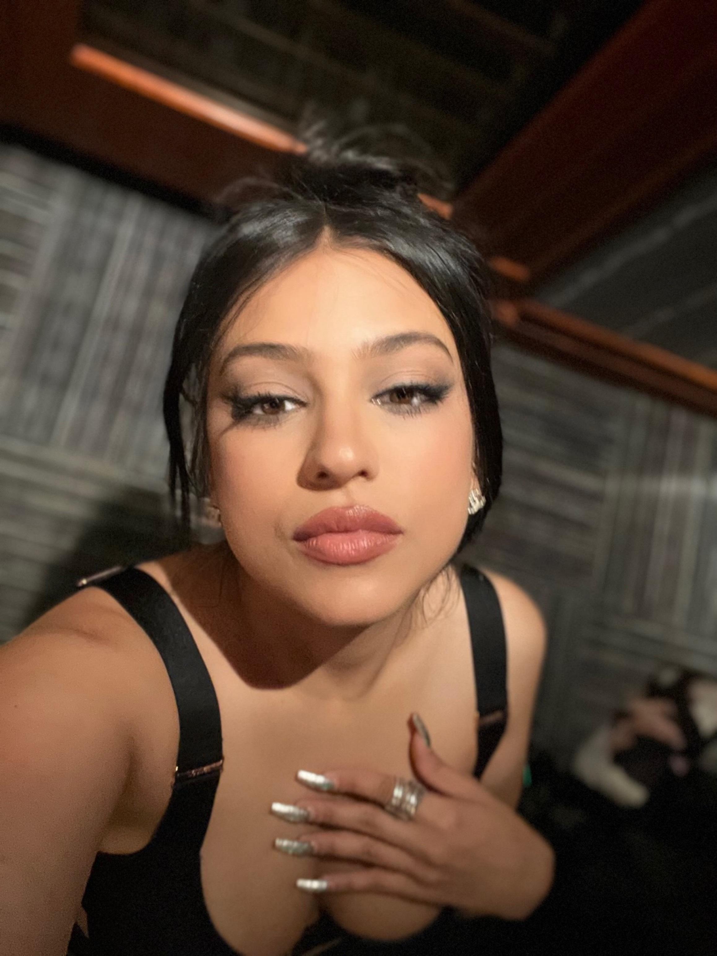 i$@bo0ty profile image