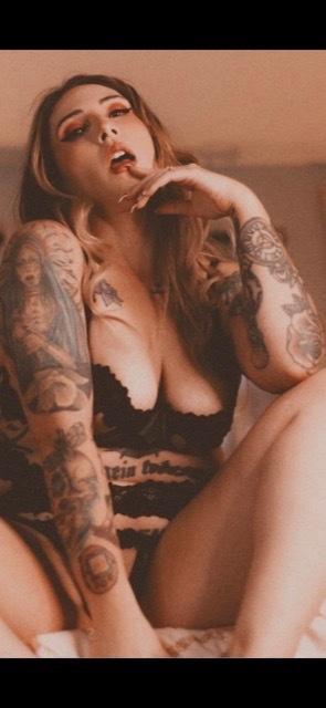 I’M BACK 🔥| ur new girlfriend | ❣️khrist profile image