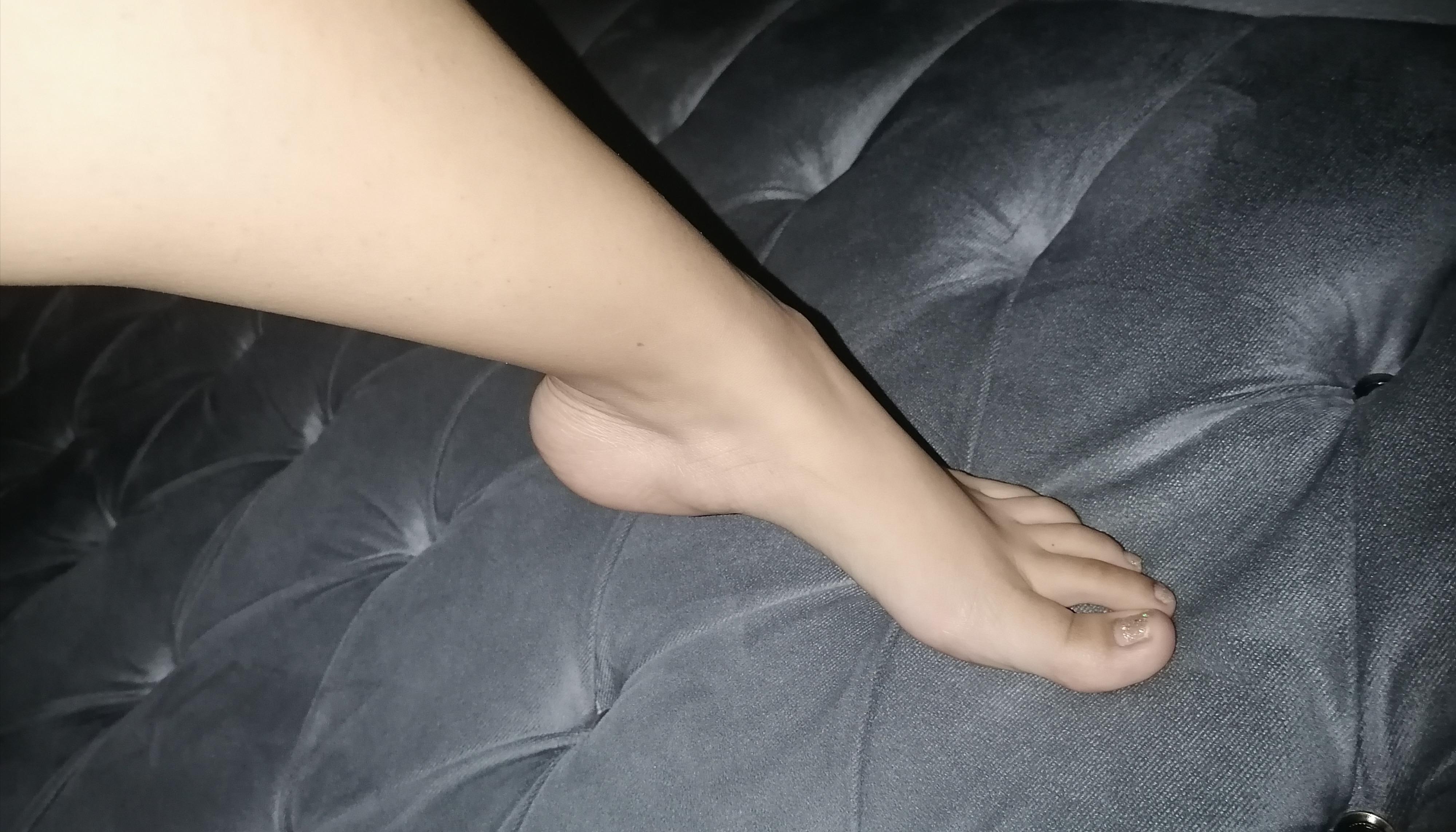 Beautiful feet🍒 profile image