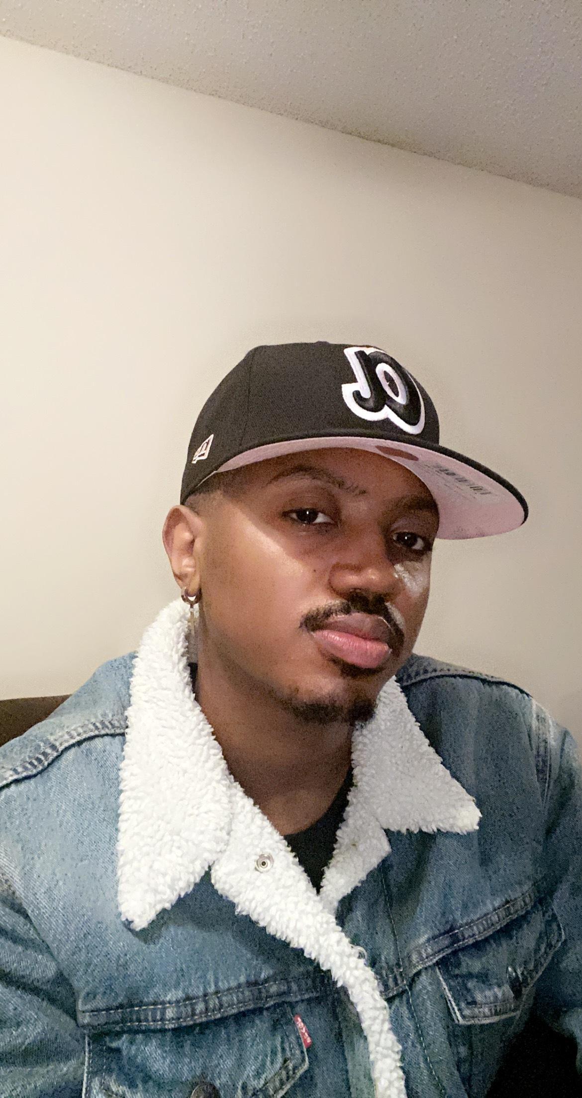 Taviou$ profile image