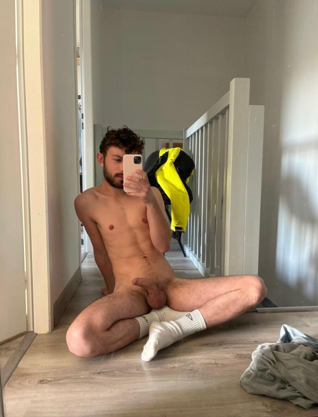 Tom Paillet profile image