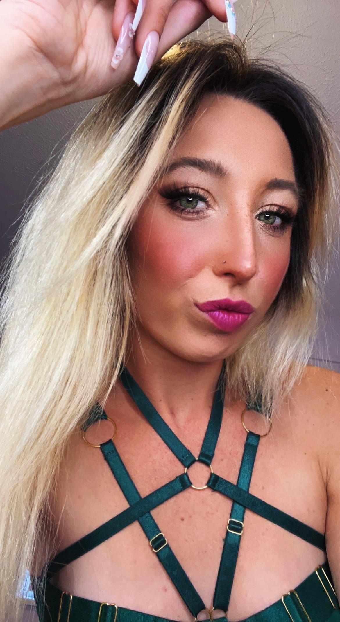 MissOlivia profile image