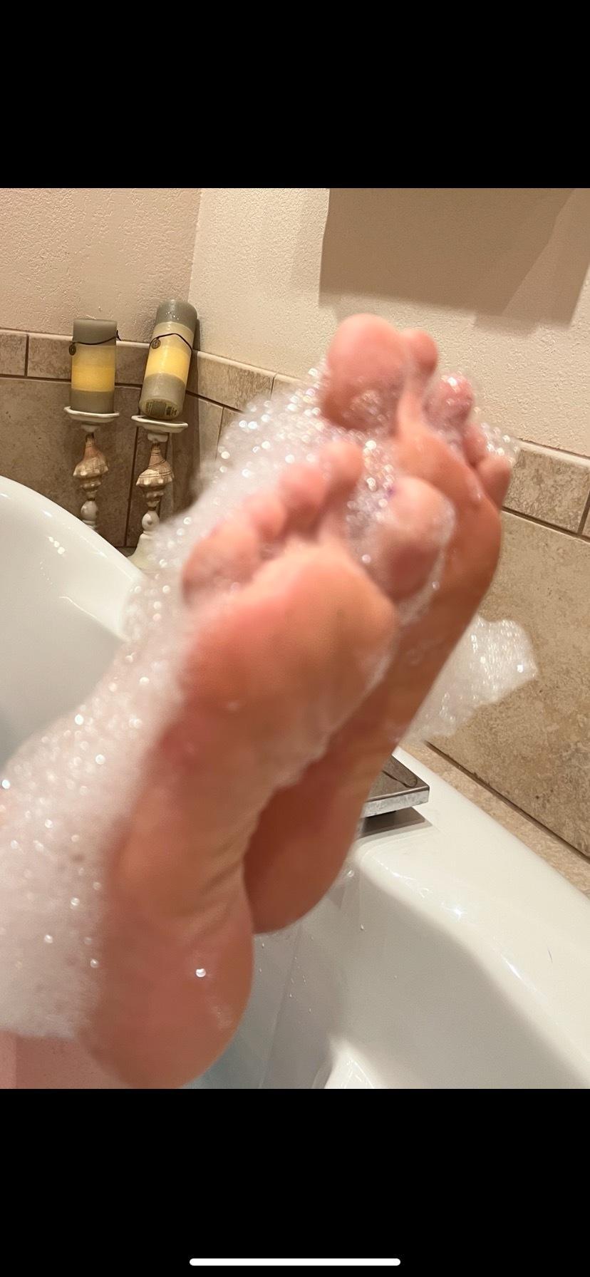 Gamer Girl Toes profile image