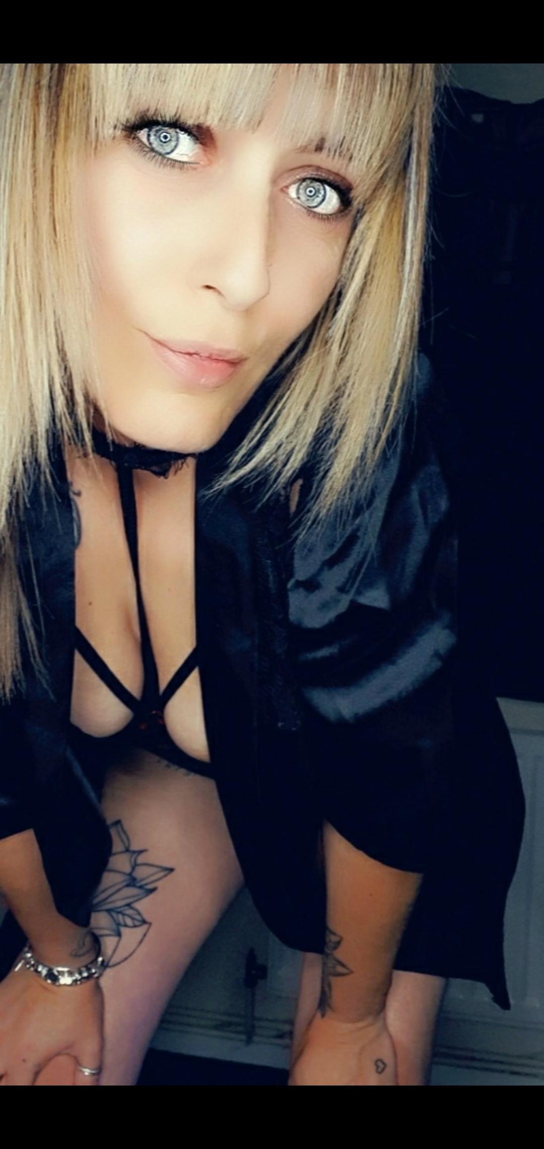 𝐿𝑜𝓊 𝐿𝑜𝓊 ♡ profile image