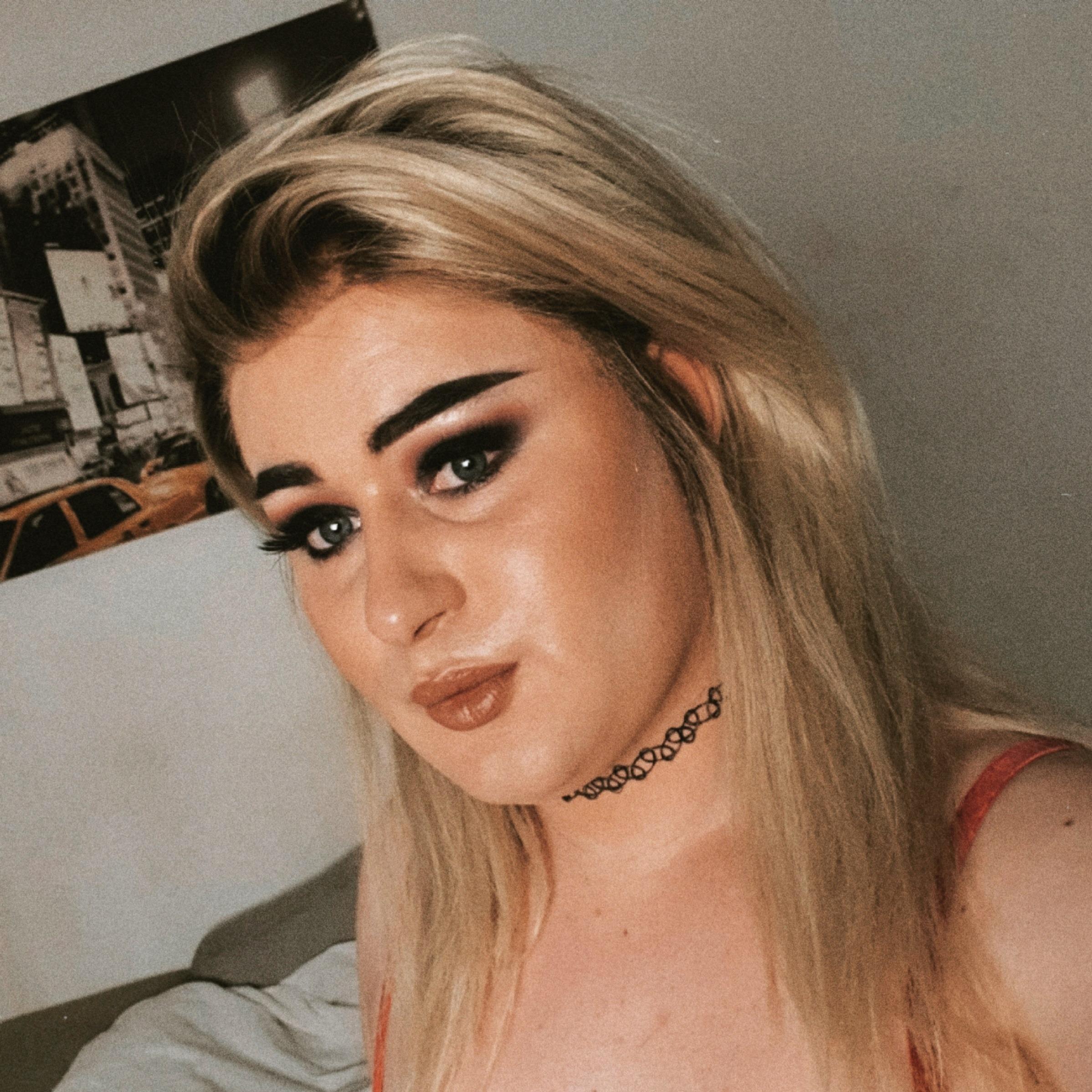 Sasha King 👑 profile image