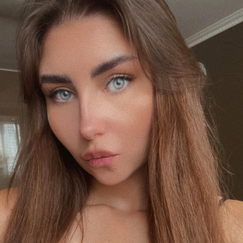 Mika little 18yrs old 👅 profile image