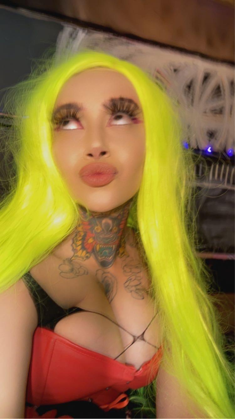 ℭ𝔞𝔯𝔬𝔩𝔦𝔫𝔞 profile image