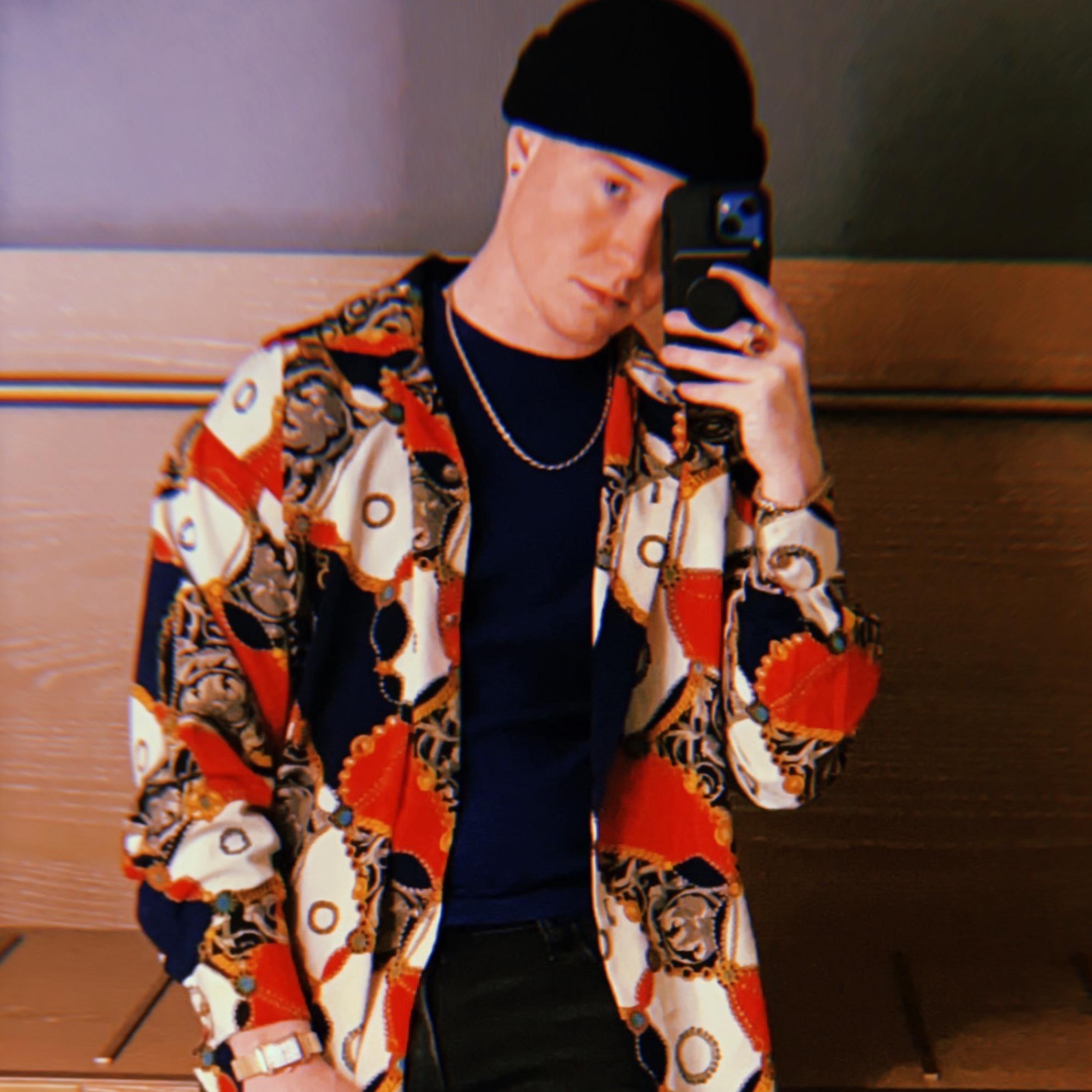 Lee Hart profile image