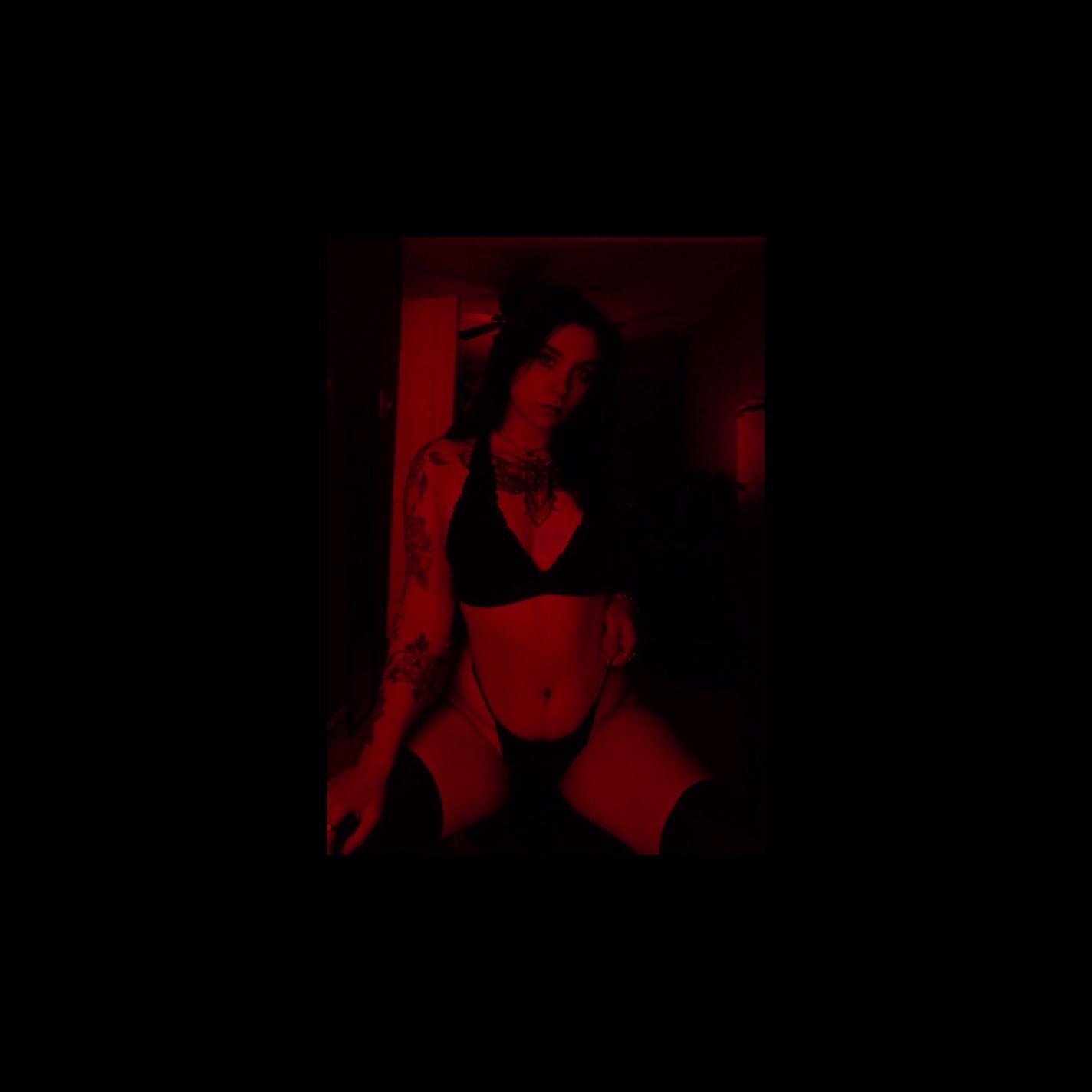 Dee Rose profile image