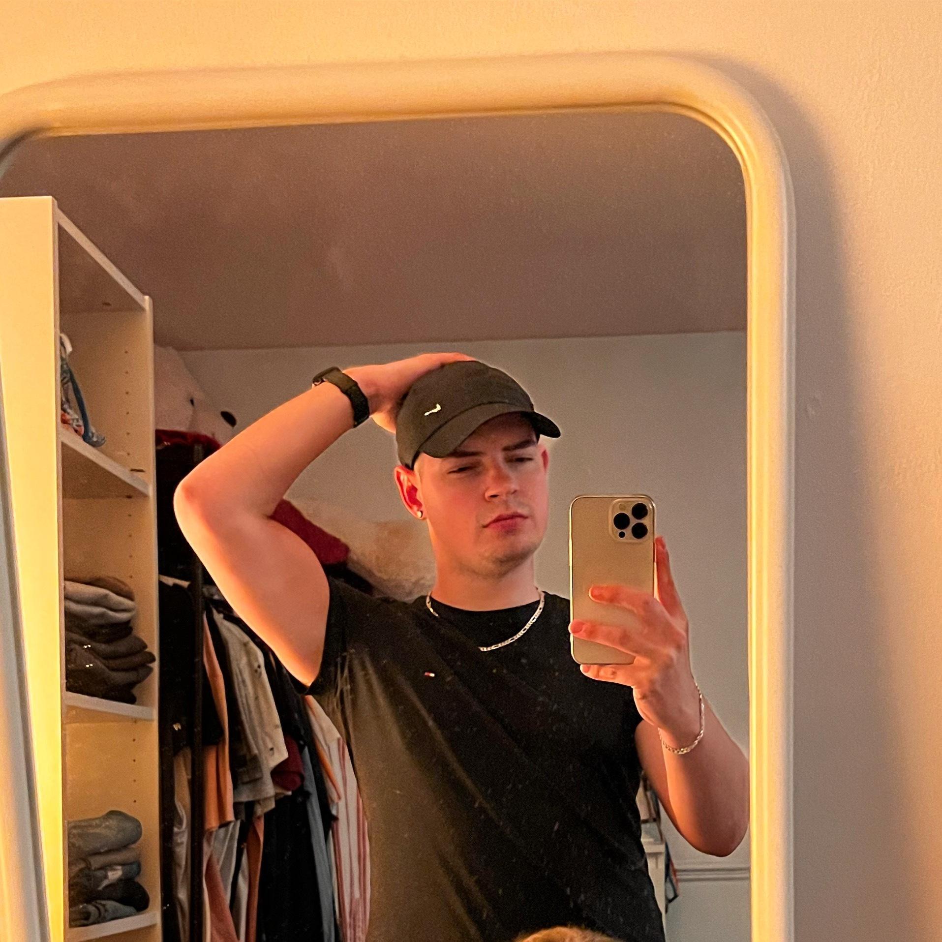 LewisXRowe profile image