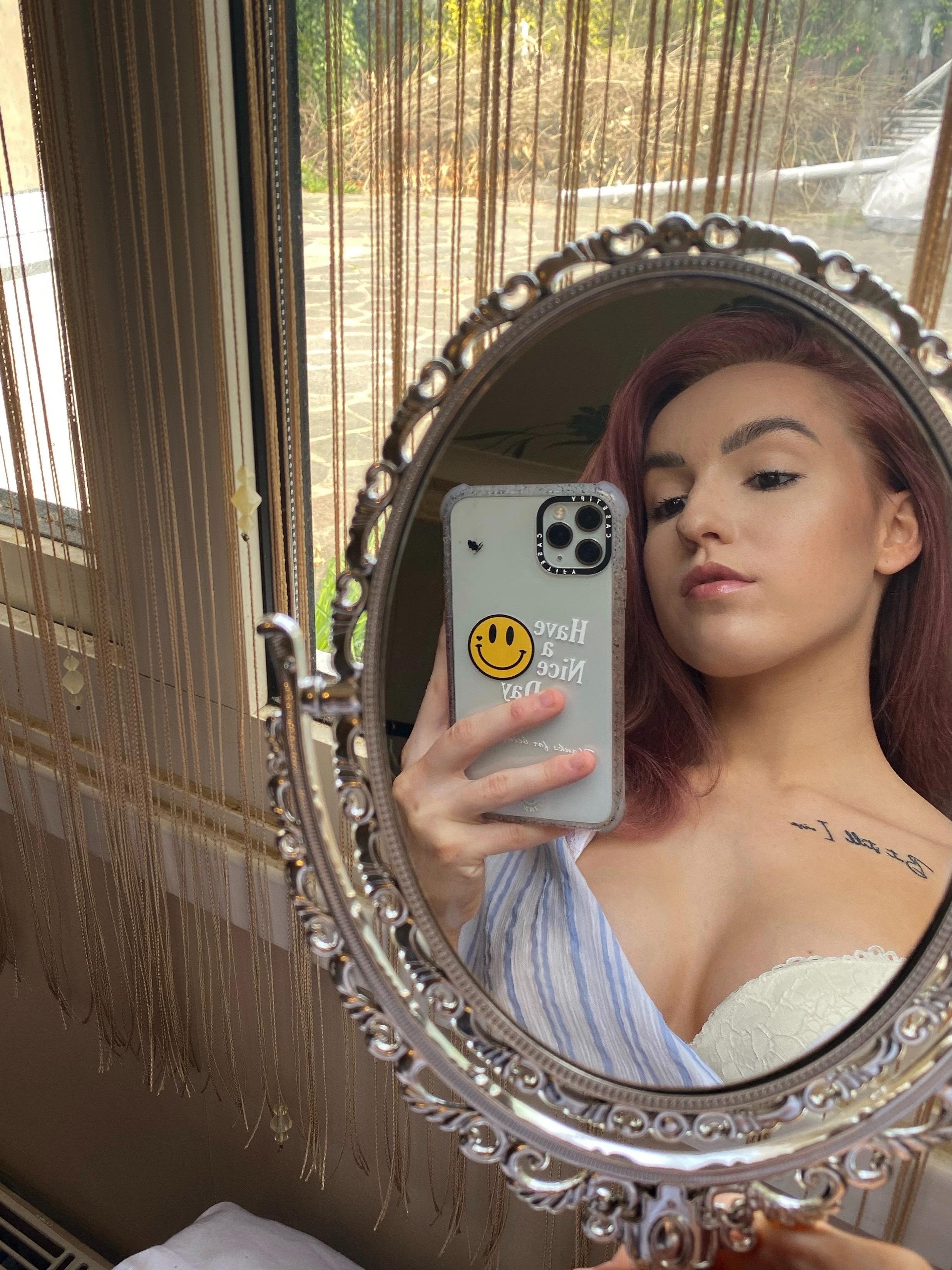 Eve M. 2.0 profile image