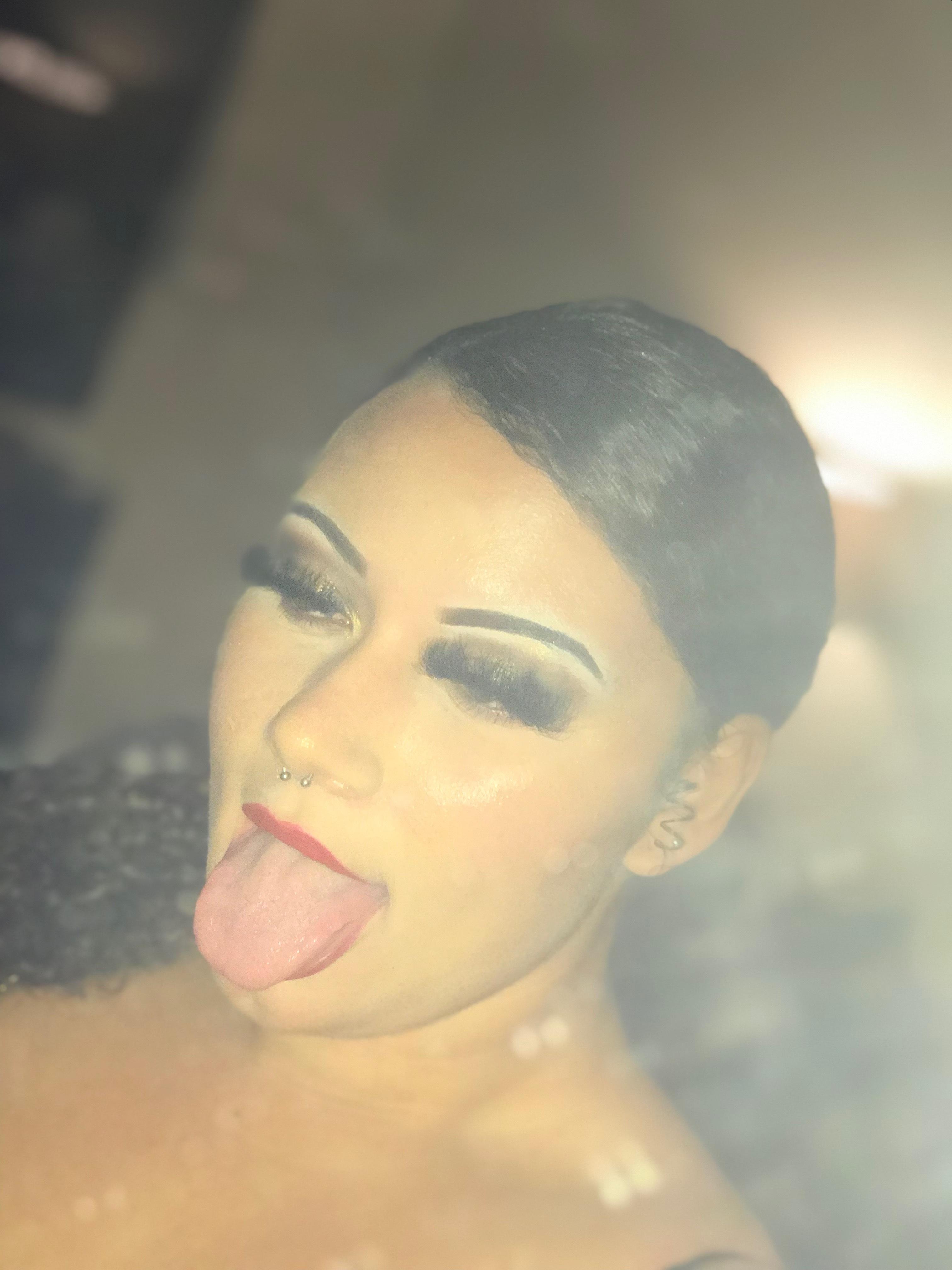 уσυя ∂яєαм ℓαη∂ σƒ ƒυη profile image