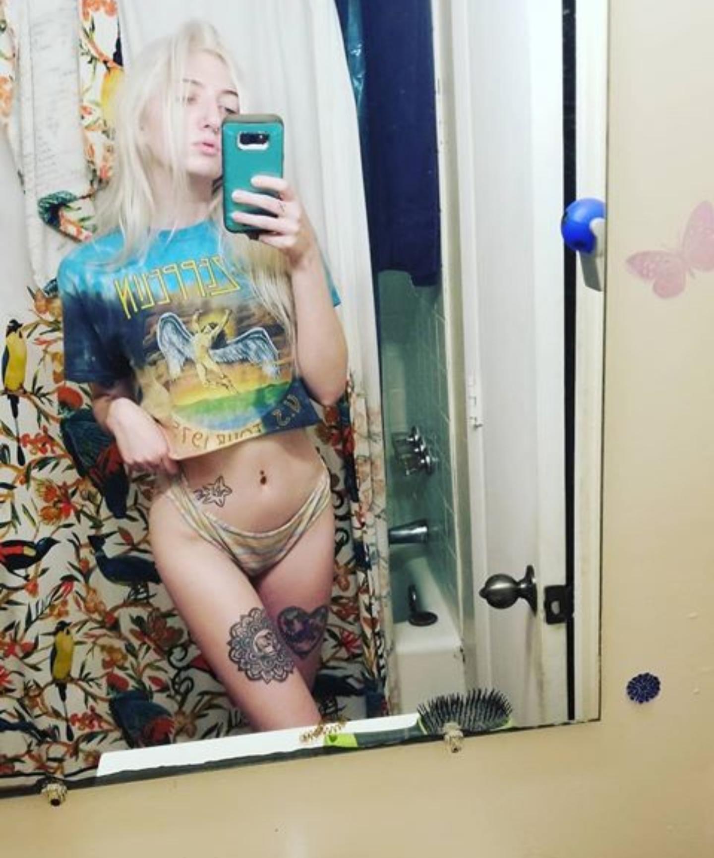 ♡~B u t t e r f l y b o o t y ~♡ profile image