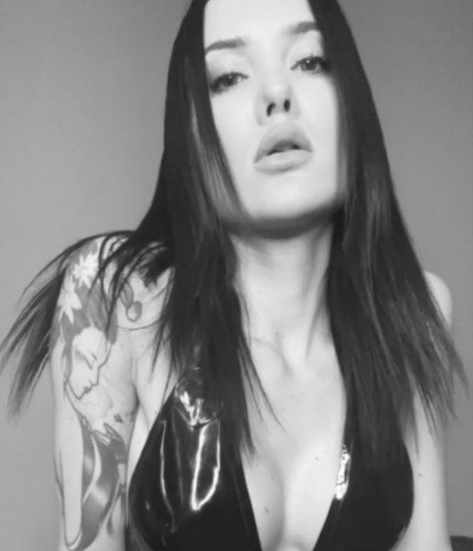 Mistress Zoe profile image