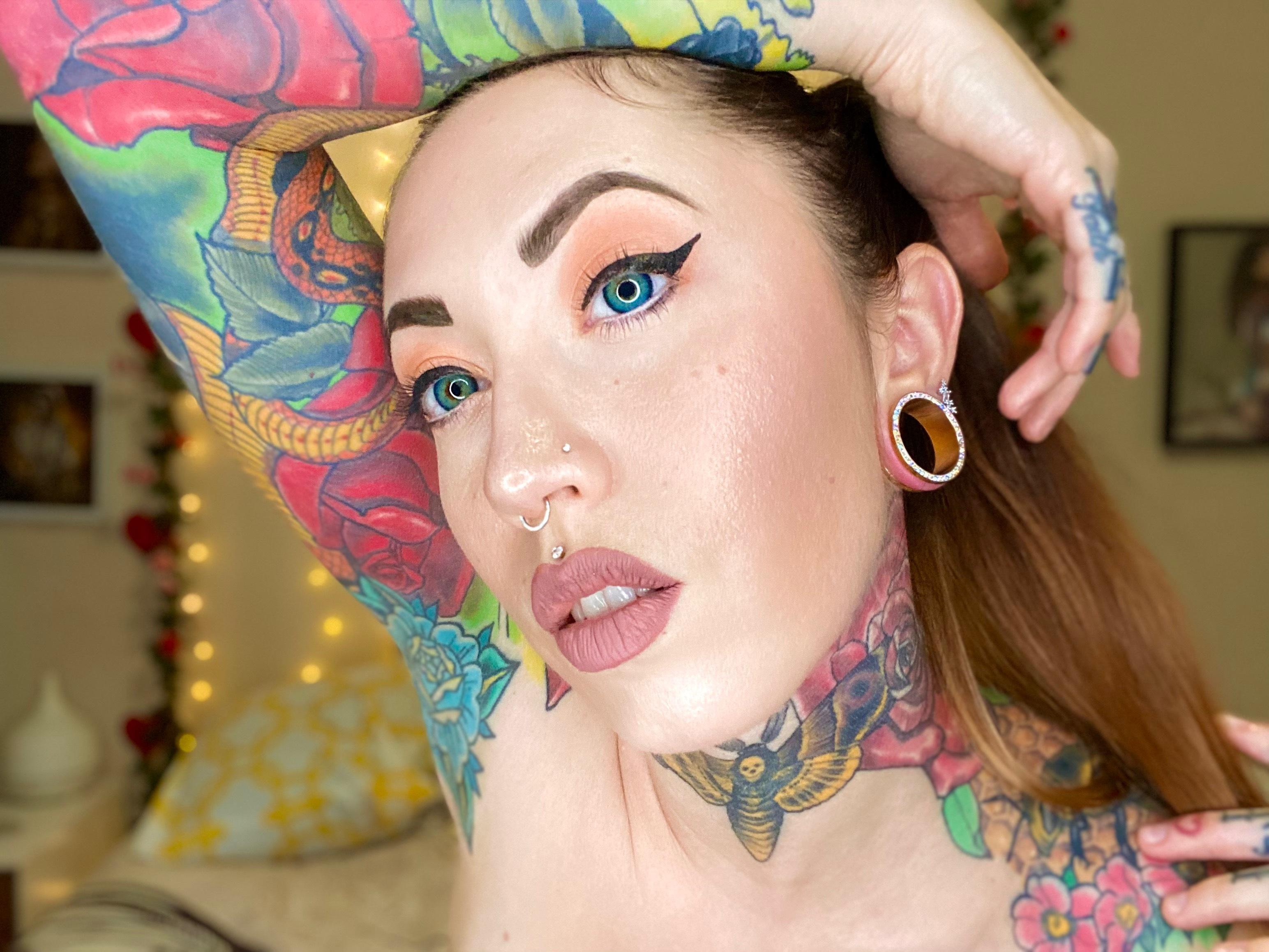 Self-Love & Body Positivity 🌈✨ profile image