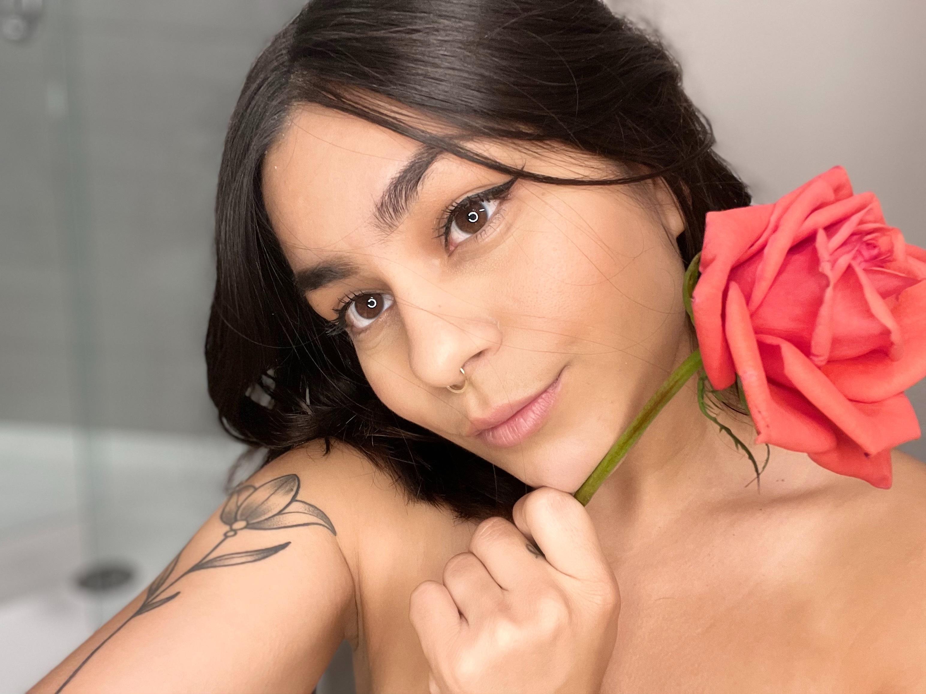 Sara 🌷 profile image