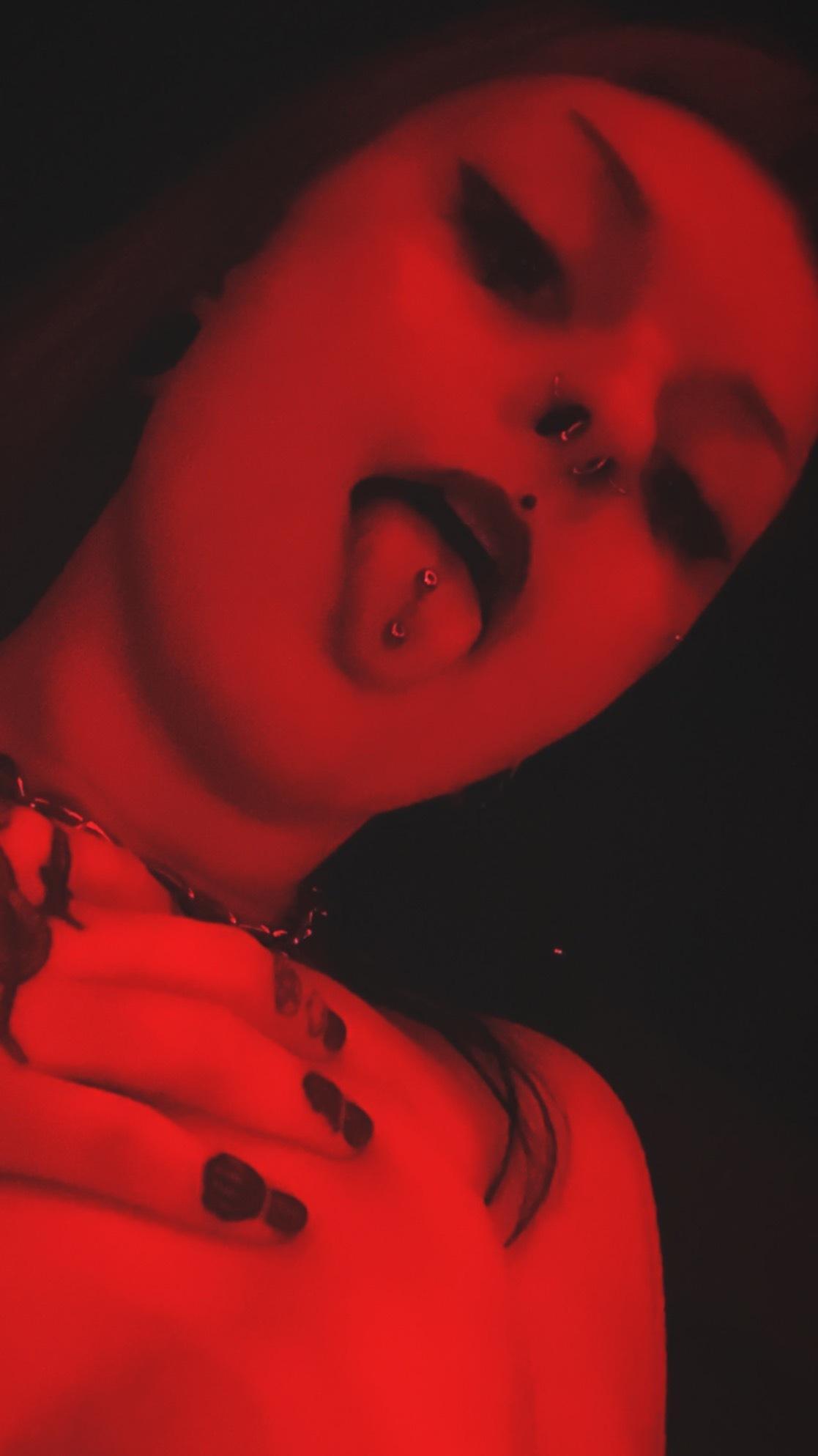 Rosiemay profile image