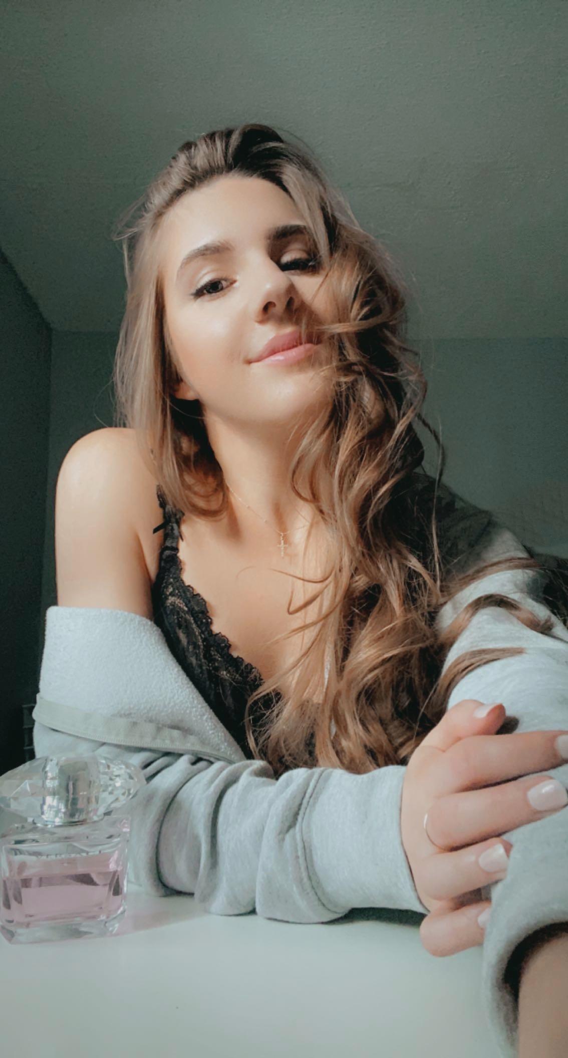 Vanny ✨ profile image