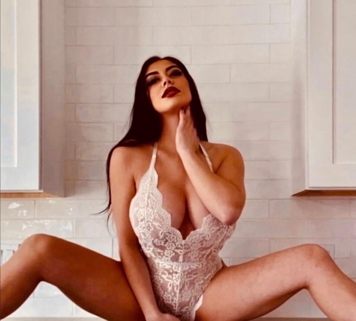 Mariella Mae 💋 profile image