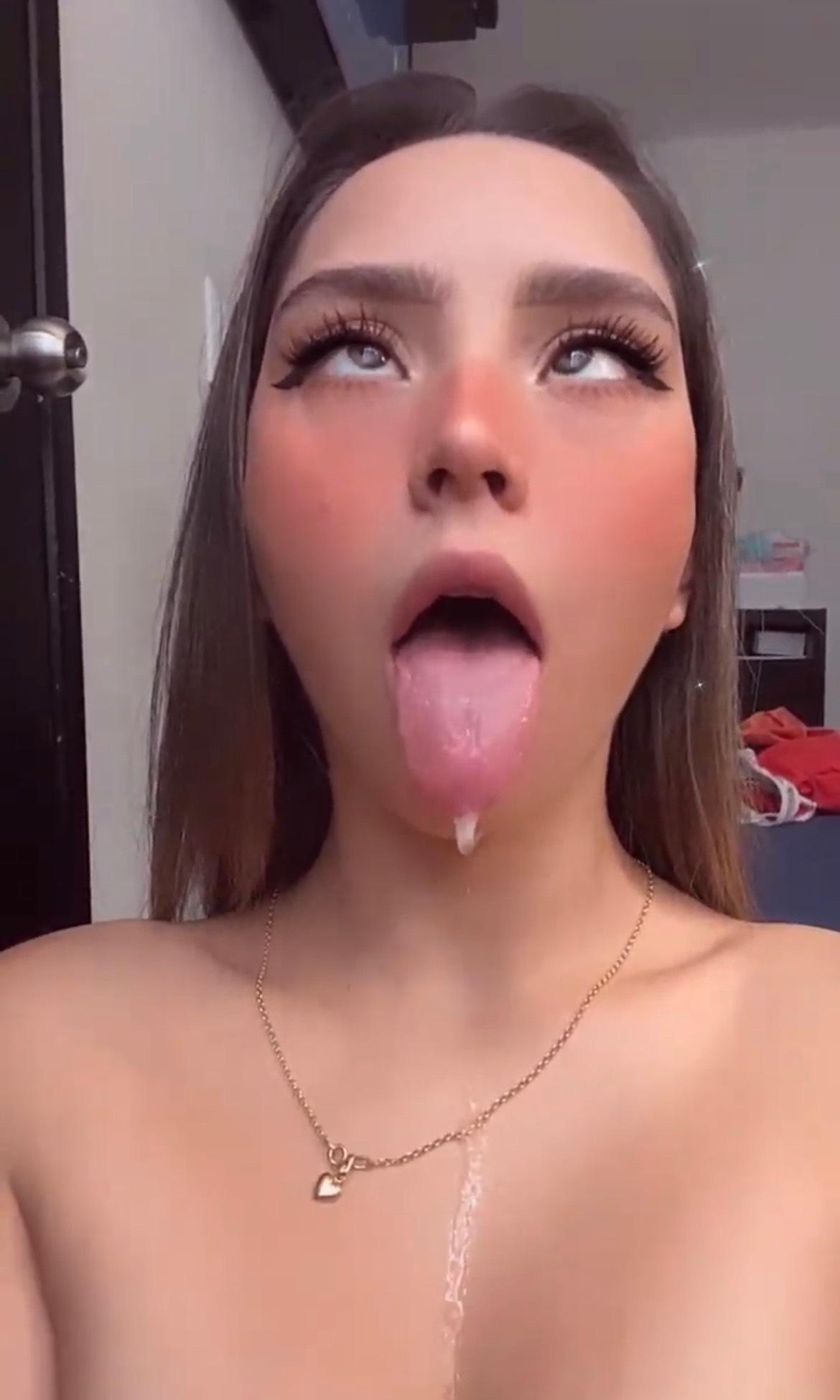 Annie Crown profile image