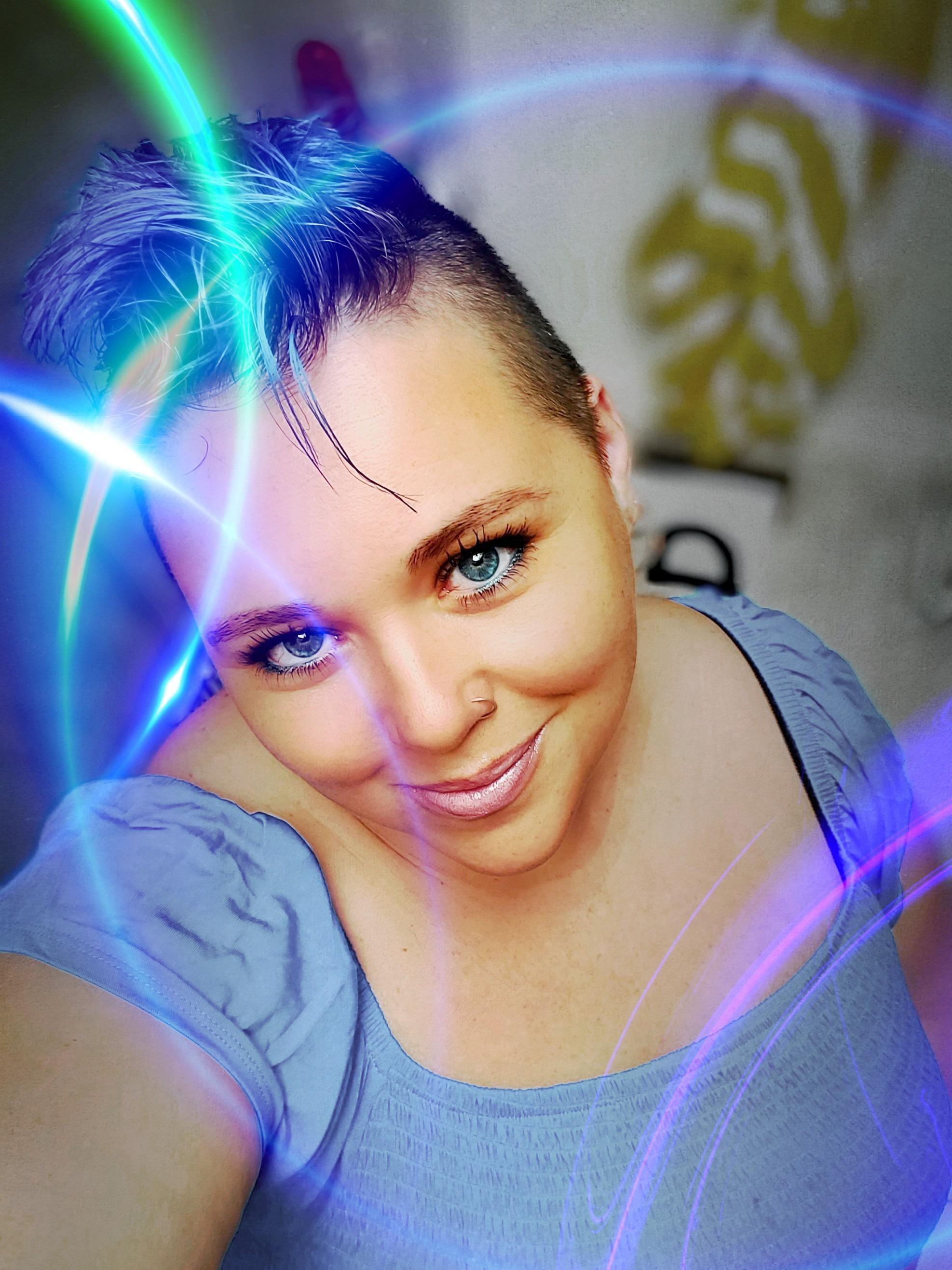 Lush Lynn - Playful Tattooed BBW Goddess profile image