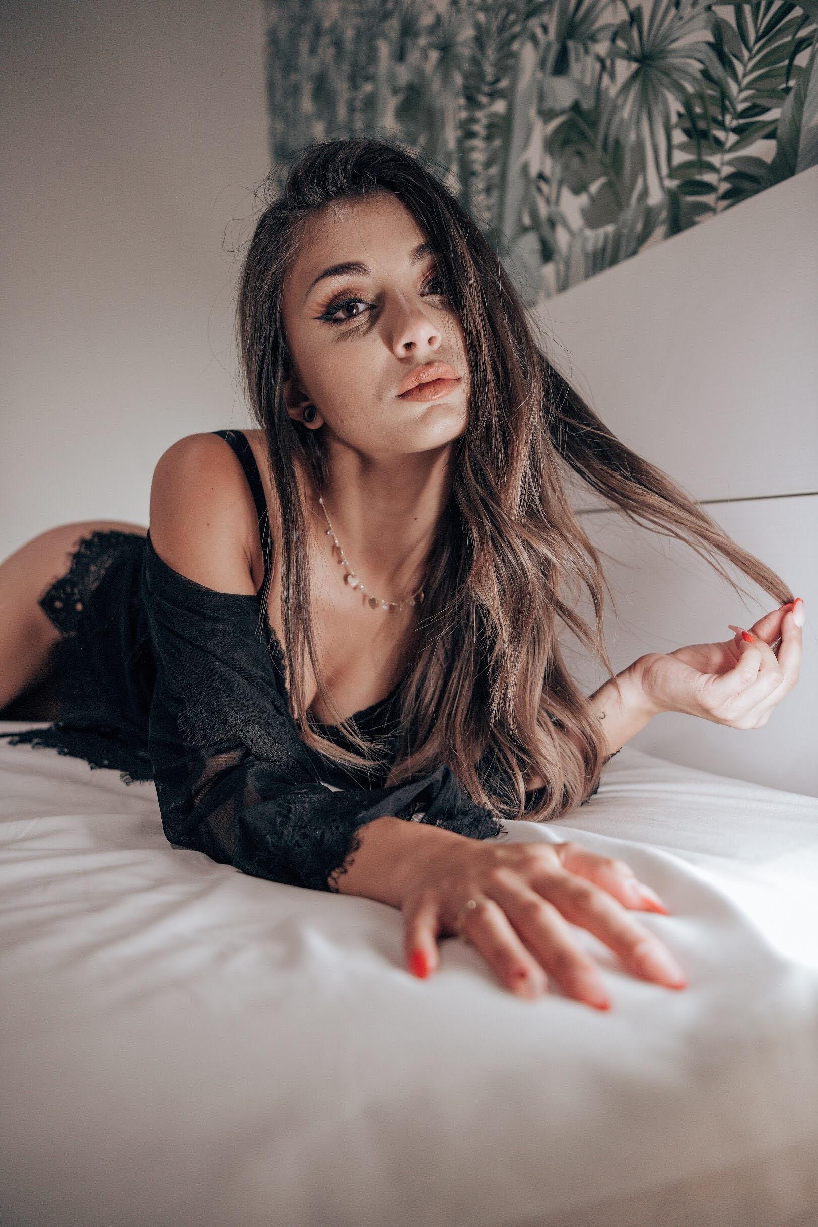 white.essence profile image