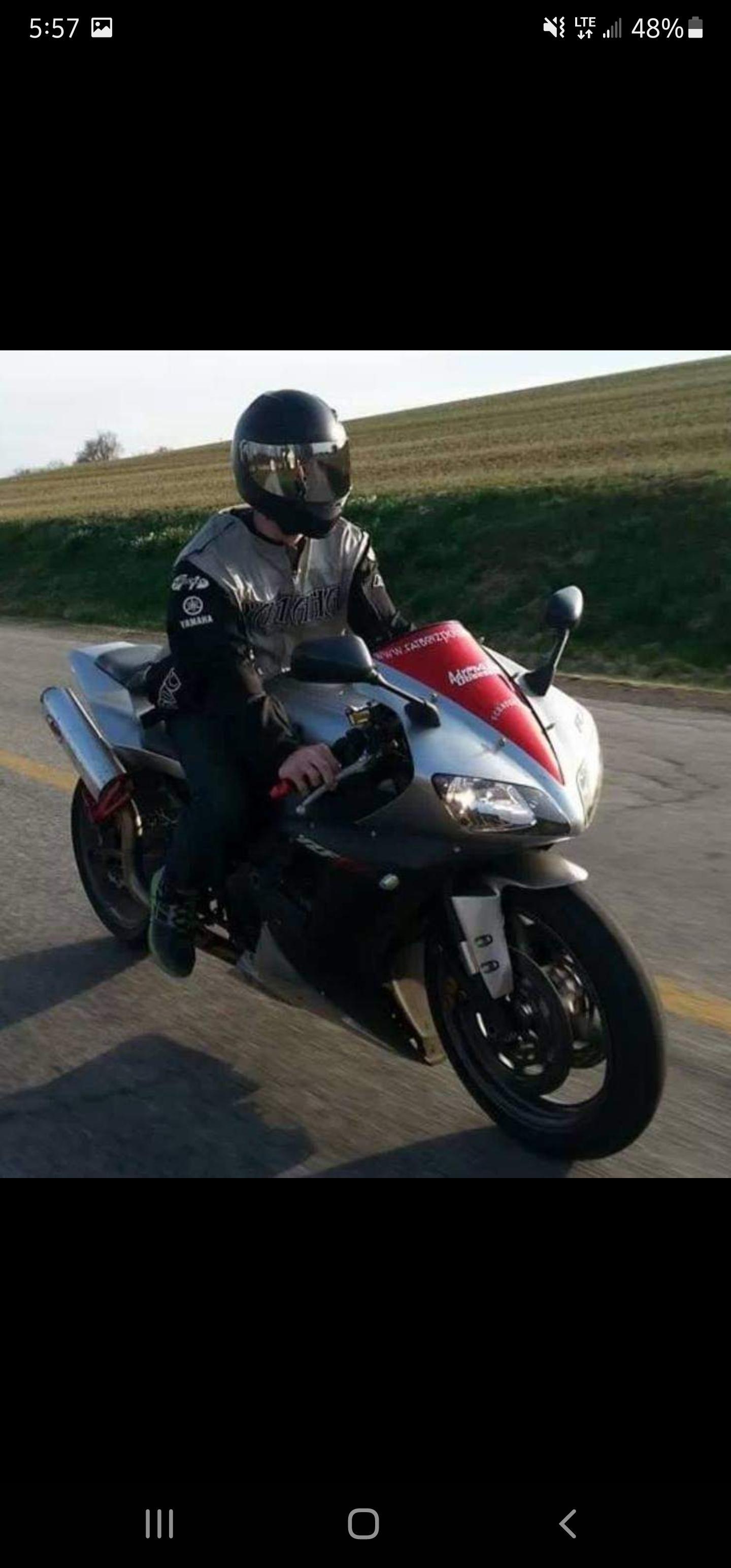 u112979344 profile image