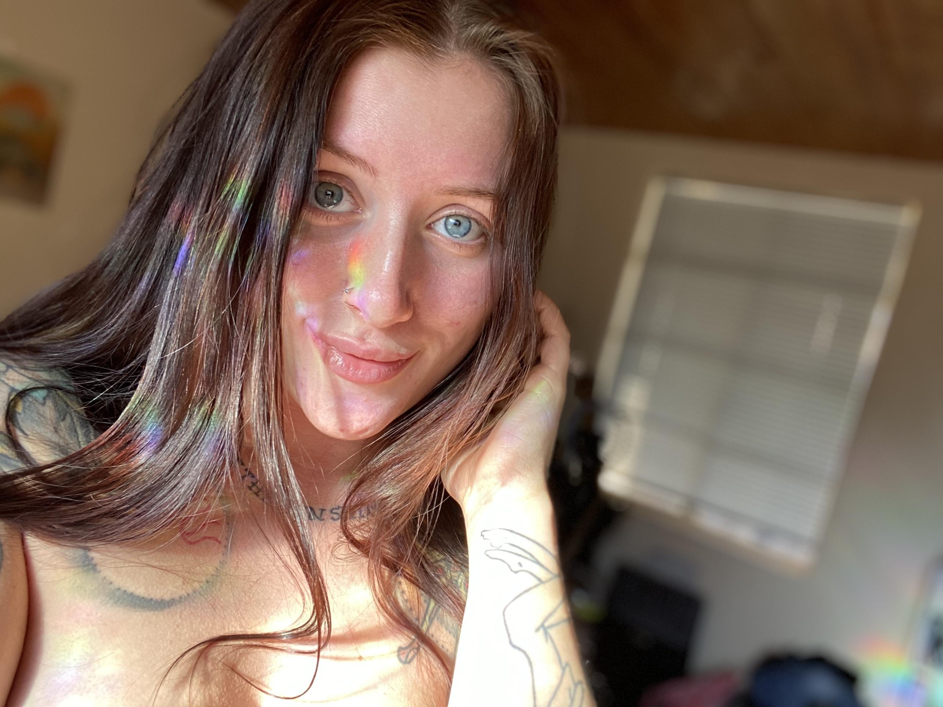 Lily Summers profile image