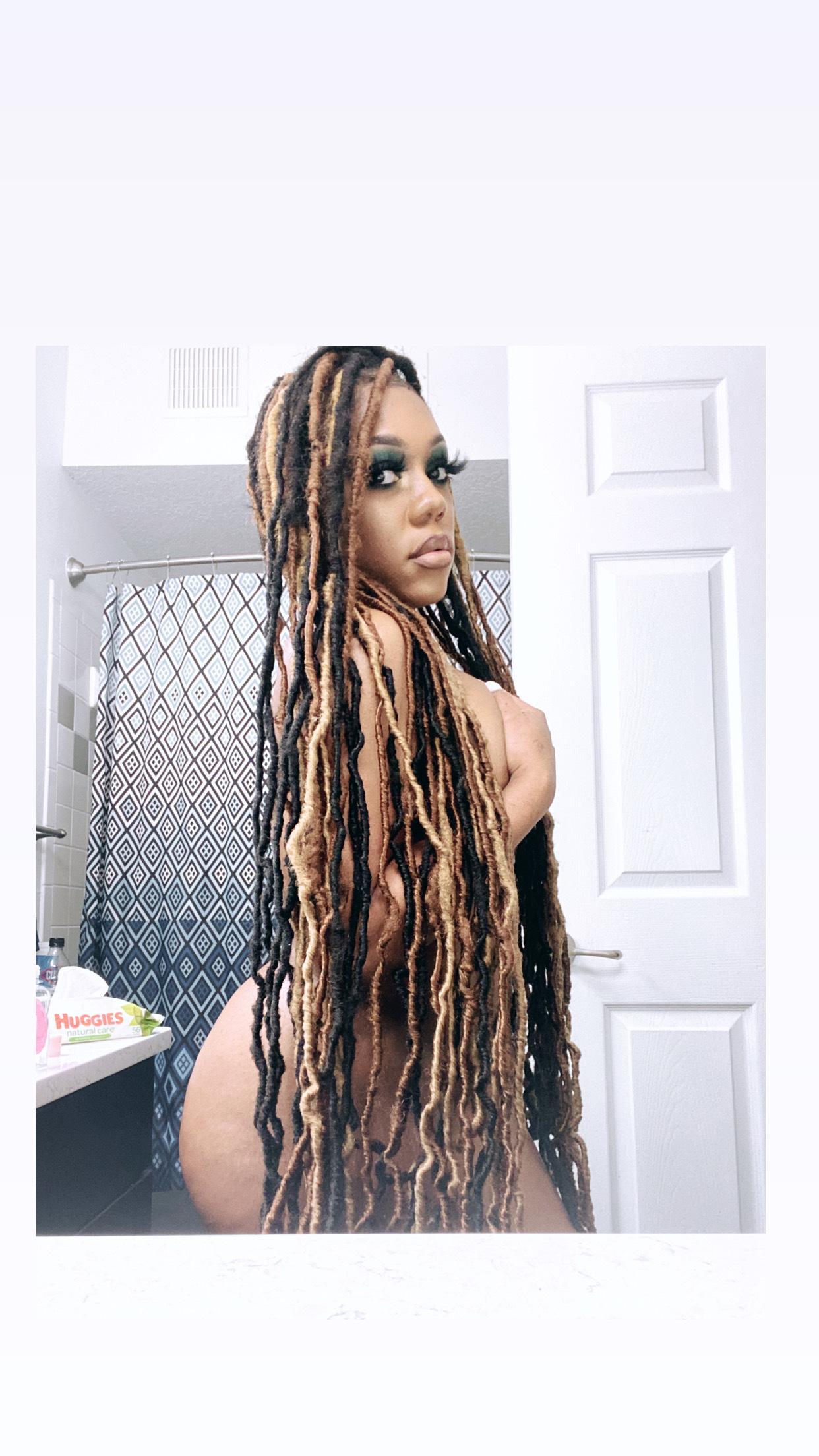 I AM DIMPLES profile image