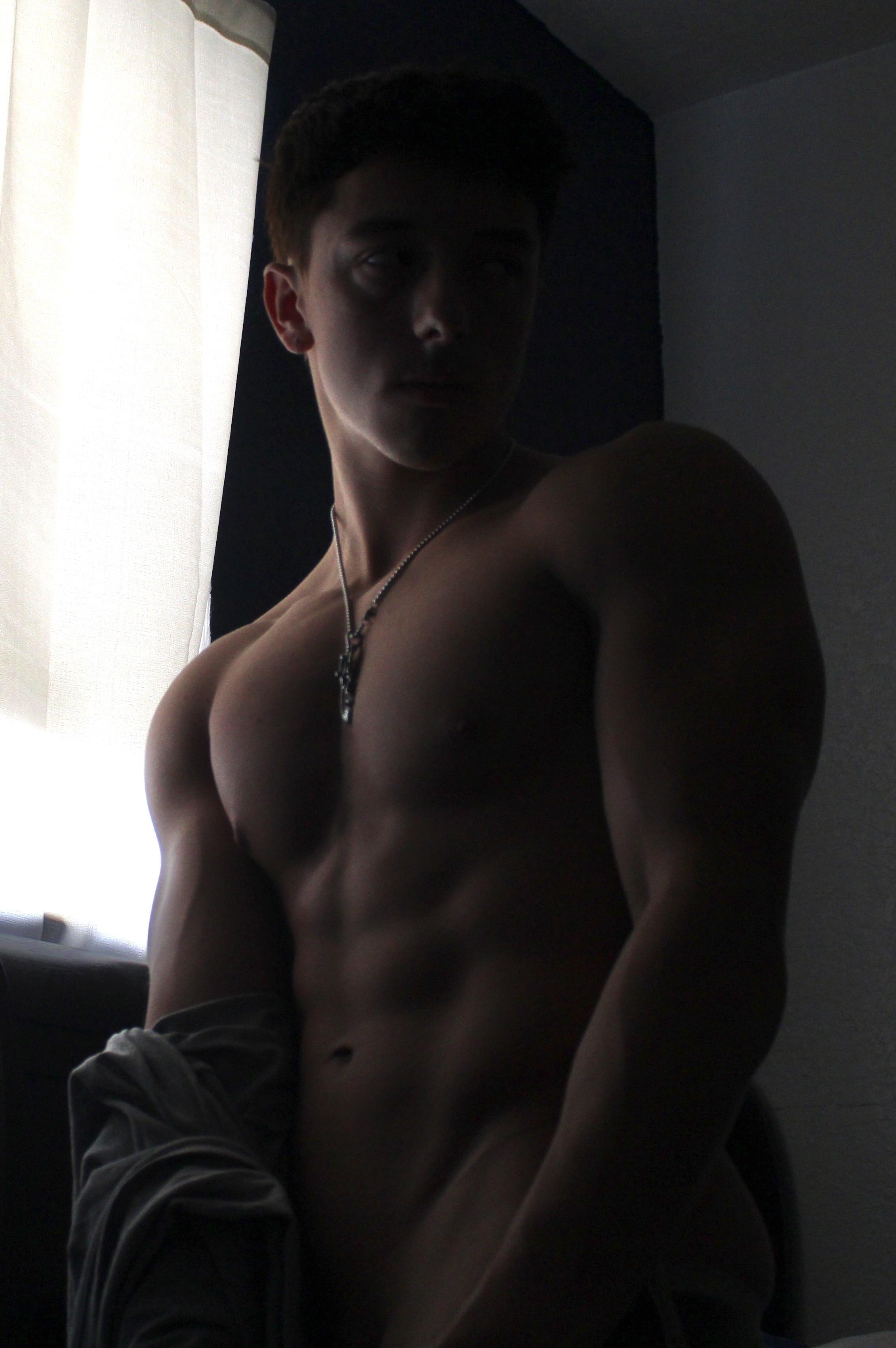 Tyrin24 profile image