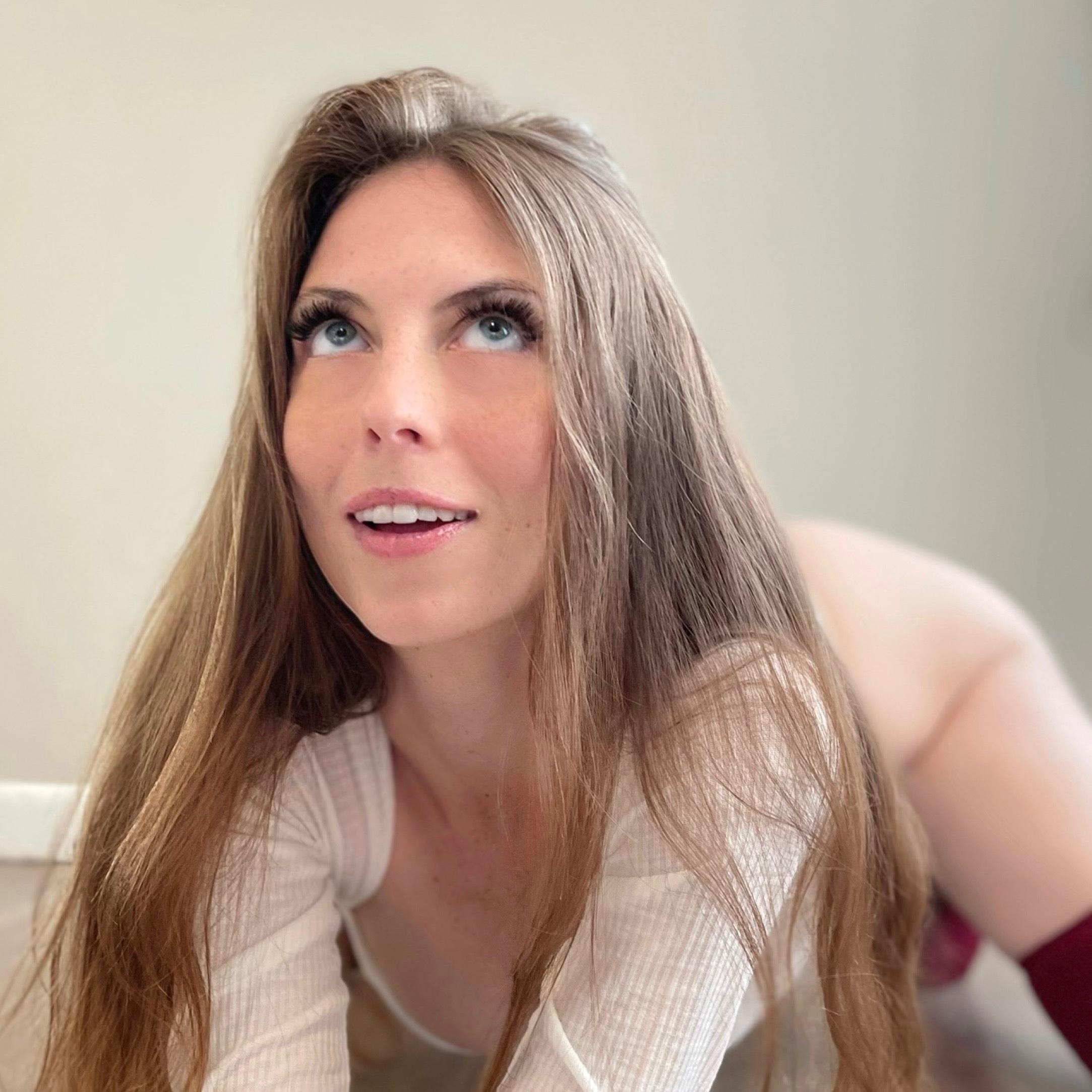 Sweet Bee 🐝 VIP 👑 profile image