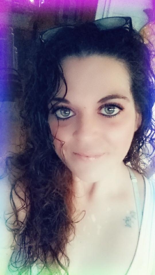 Ashley Elizabeth profile image