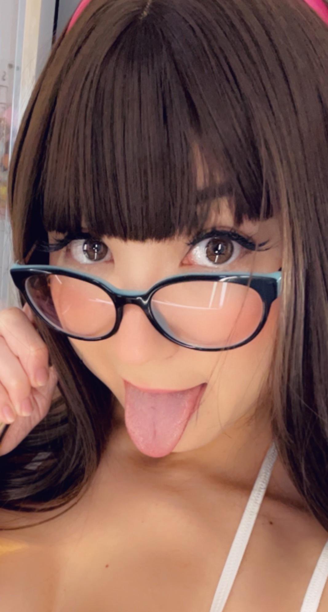 Stella Love profile image