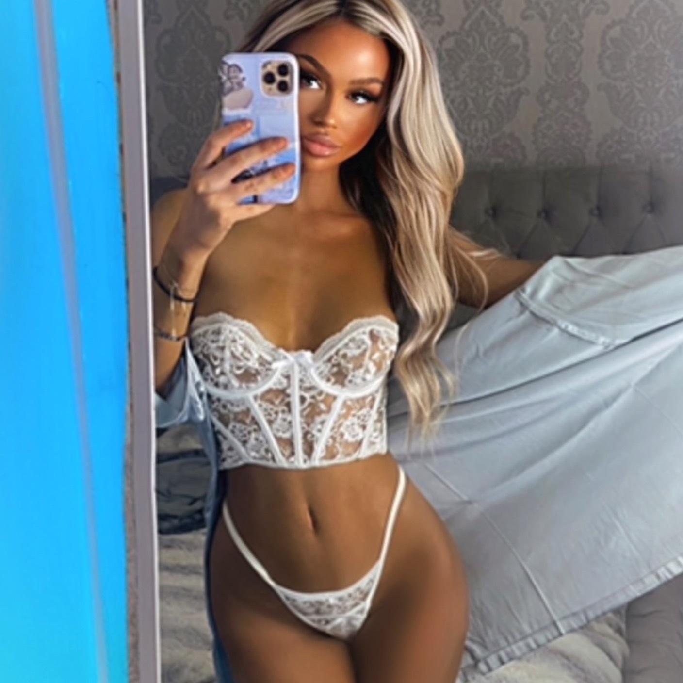 Victoria Rosalia 🌶 profile image