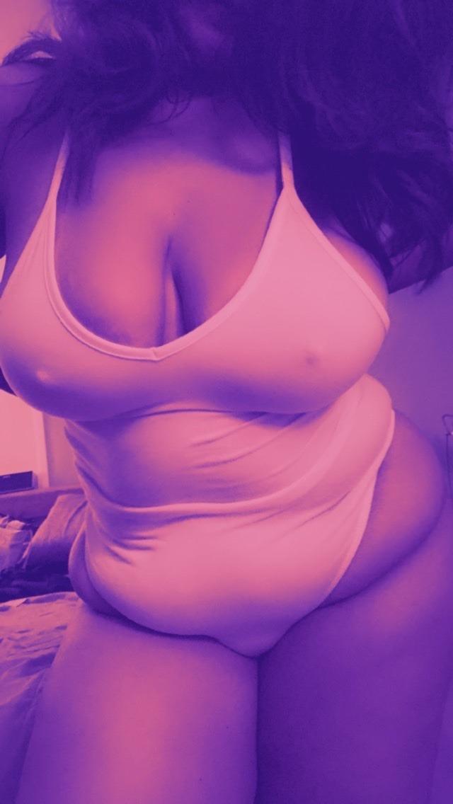 Rowena Winchester🌹 profile image