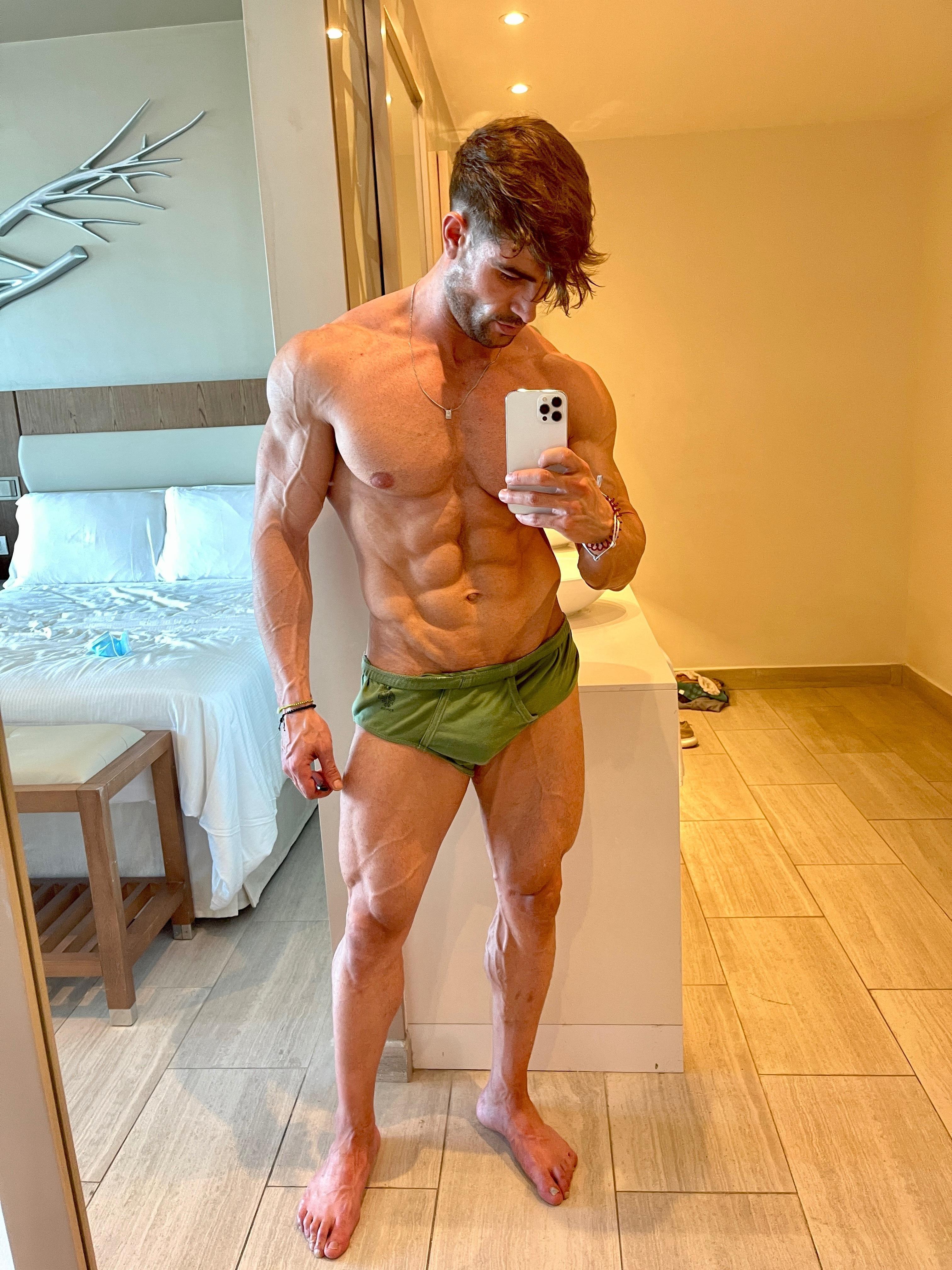 𝙈𝙖𝙧𝙞𝙤'𝙨 𝙎𝙚𝙘𝙧𝙚𝙩 🇪🇸 𝐓𝐨𝐩 0.7% profile image