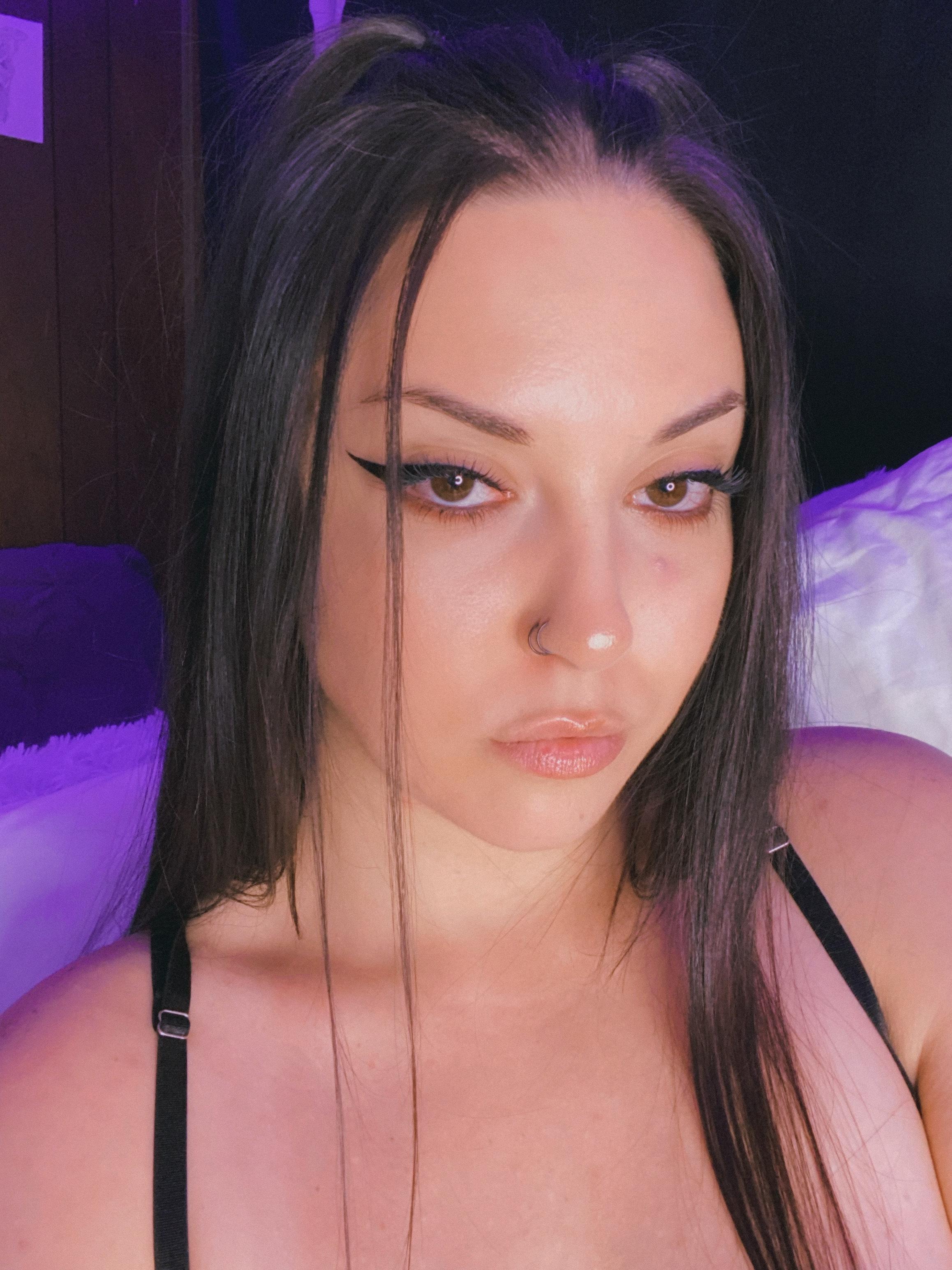 Vanessa Hughes profile image