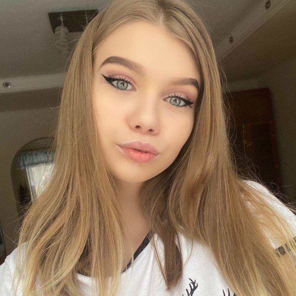 Ella Bunny 💖 profile image