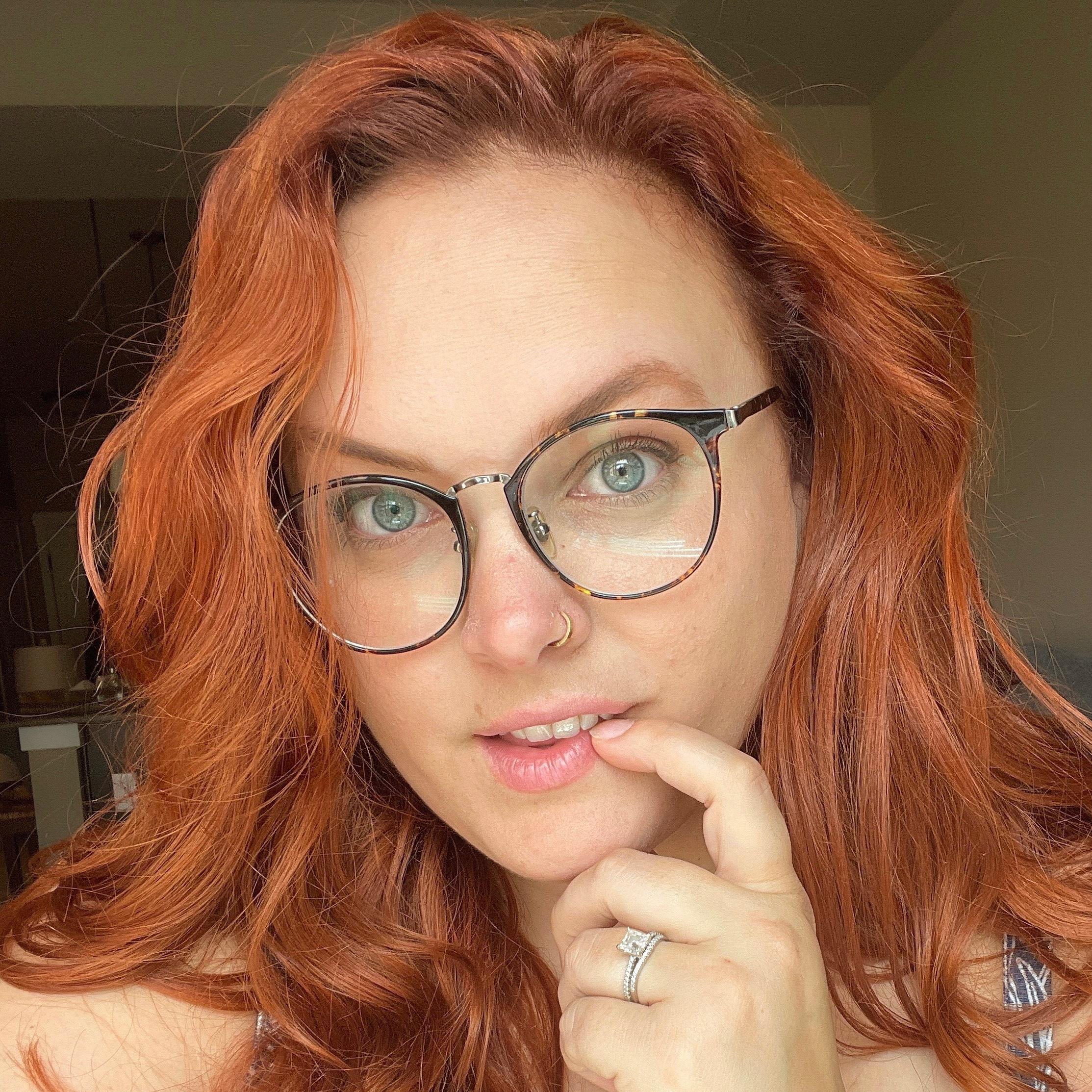 𝐋𝐚𝐝𝐲 𝐑𝐢𝐬𝐪𝐮𝐞́ profile image