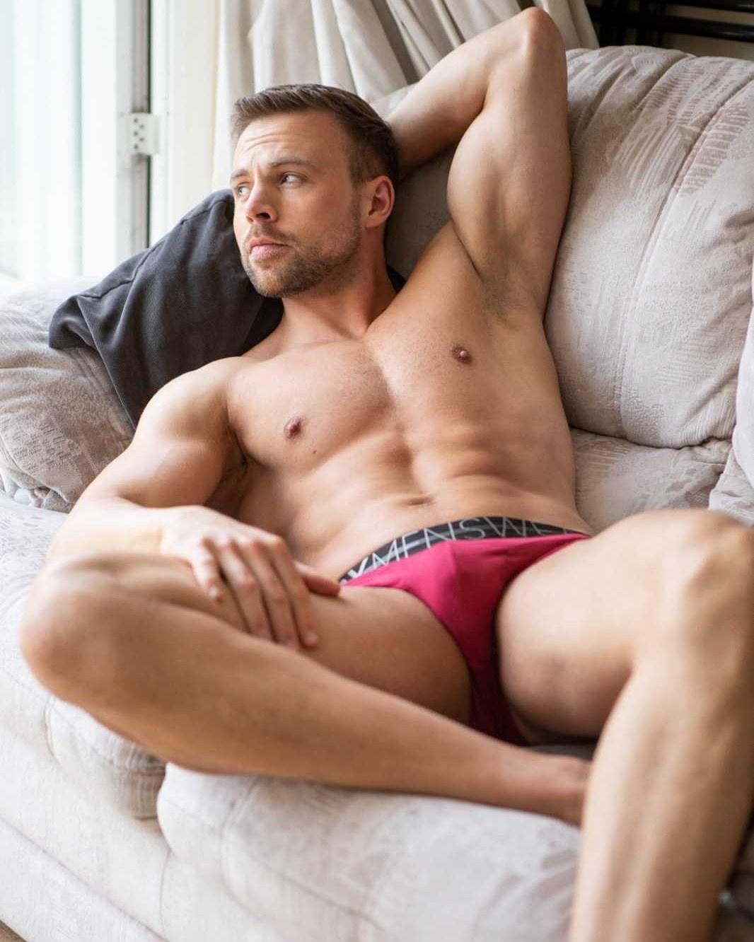 MrBritainX profile image