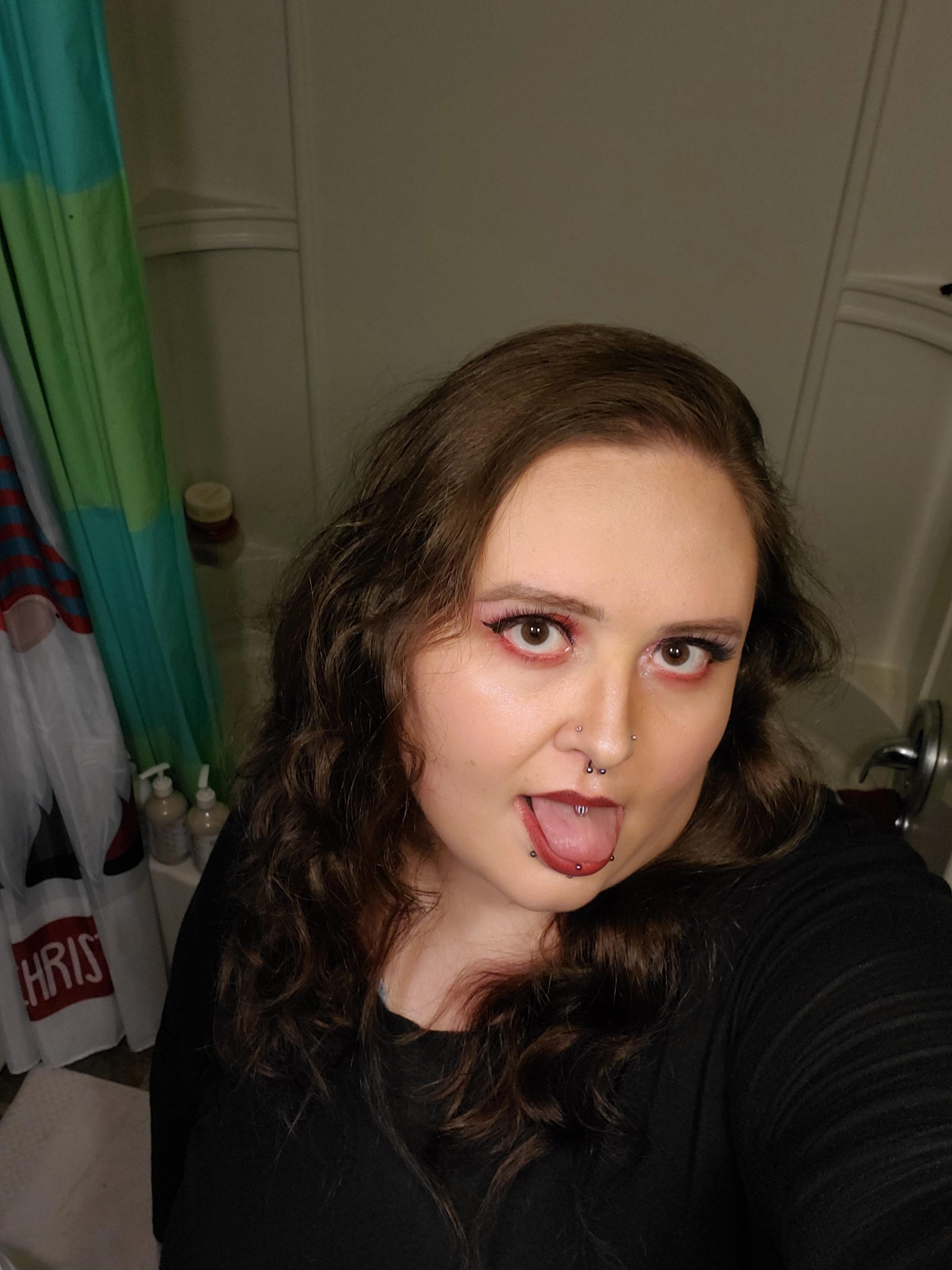 Sapphira Phoenix profile image