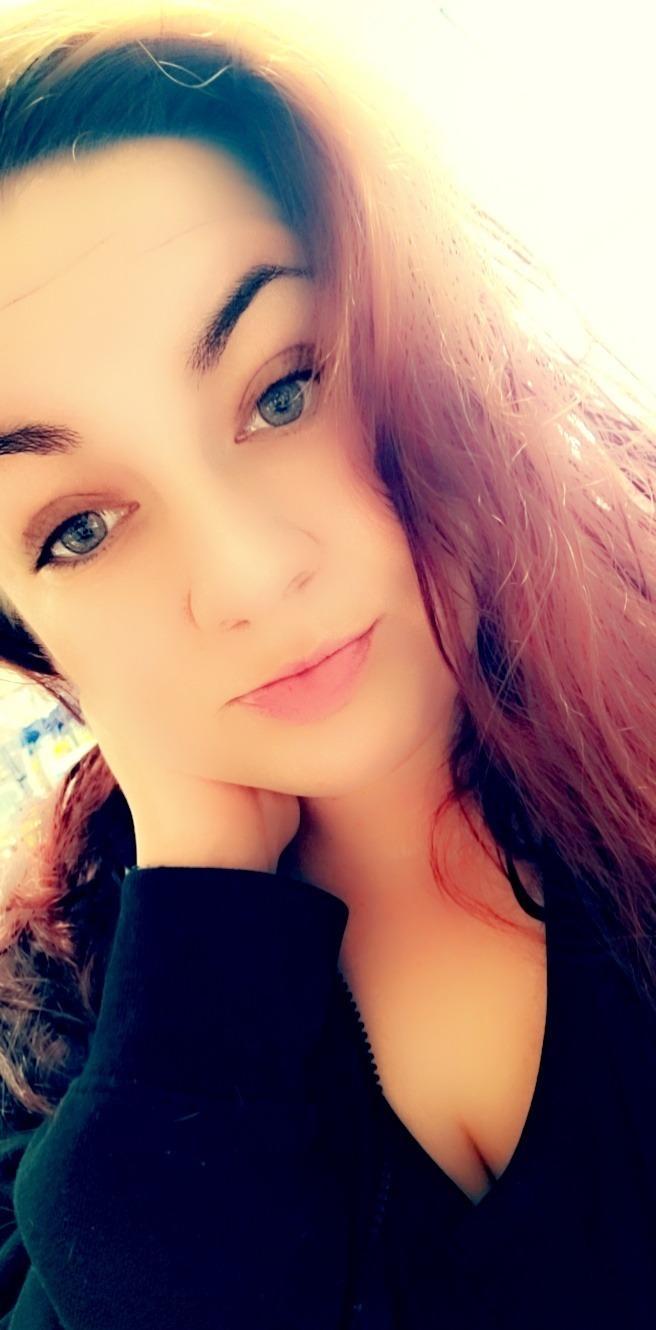 Queen Bee profile image