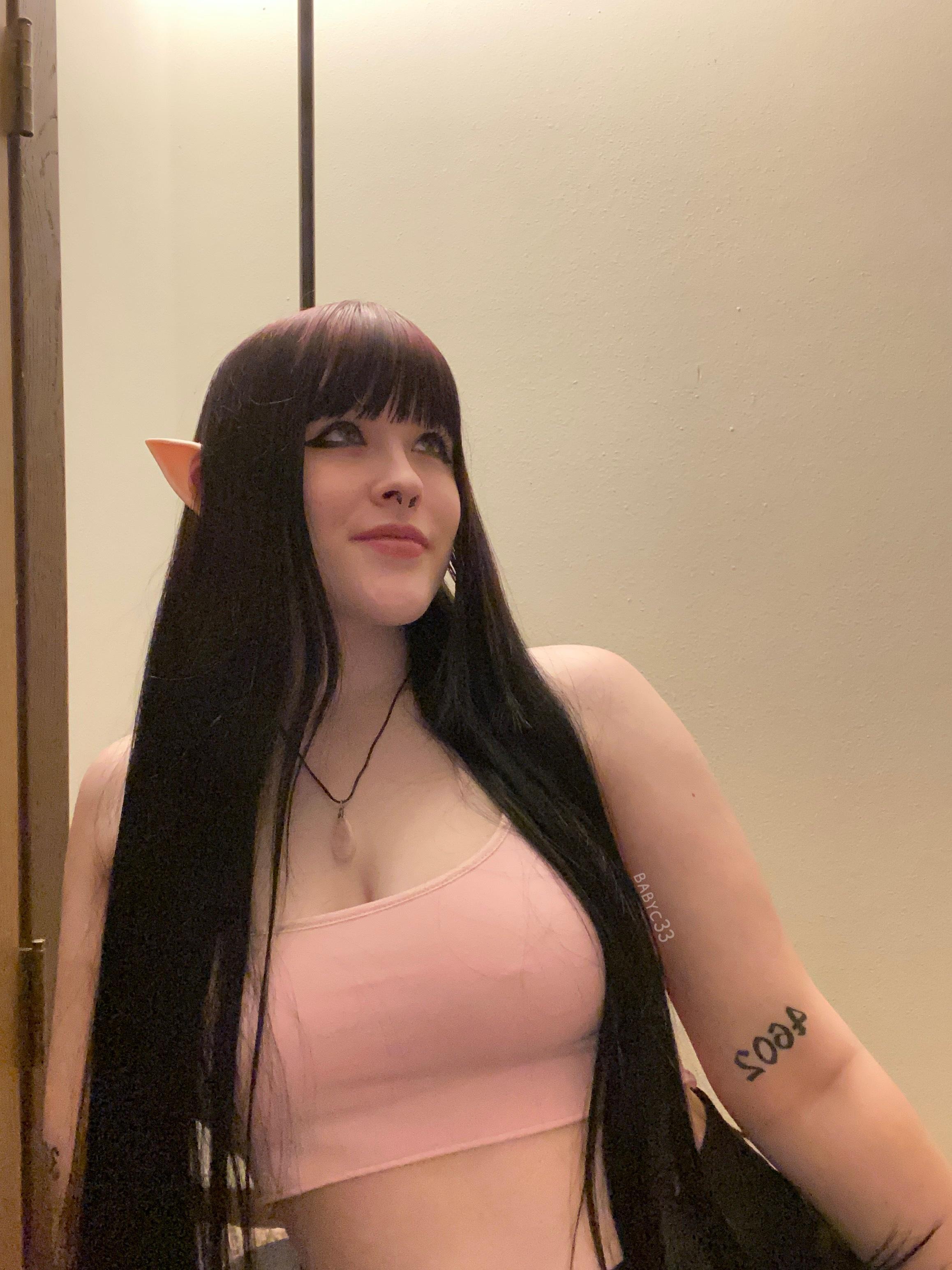 ♥︎GOTH BABE♥︎ profile image