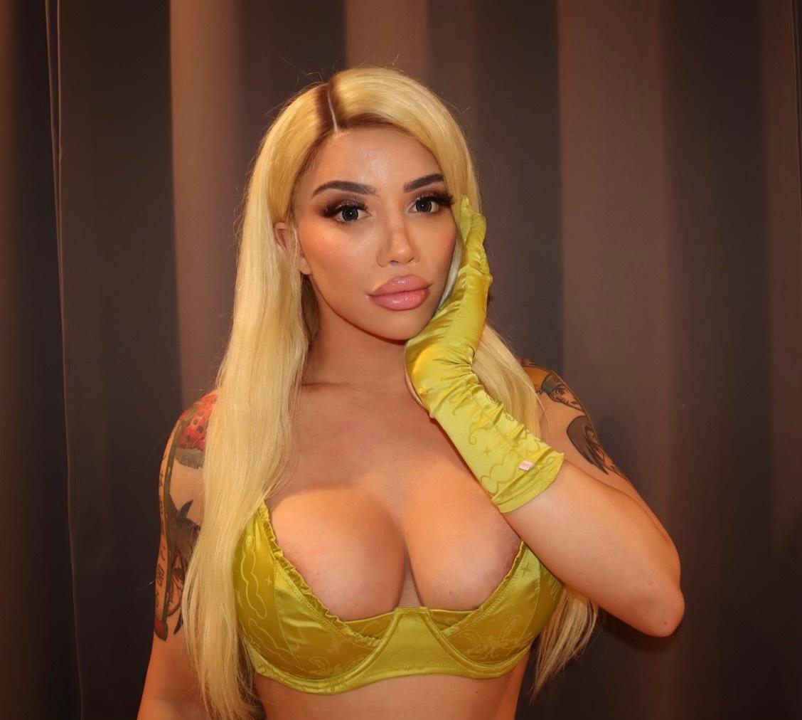 Andrea Anaconda 🐍💦 HEAVY SHOOTER profile image